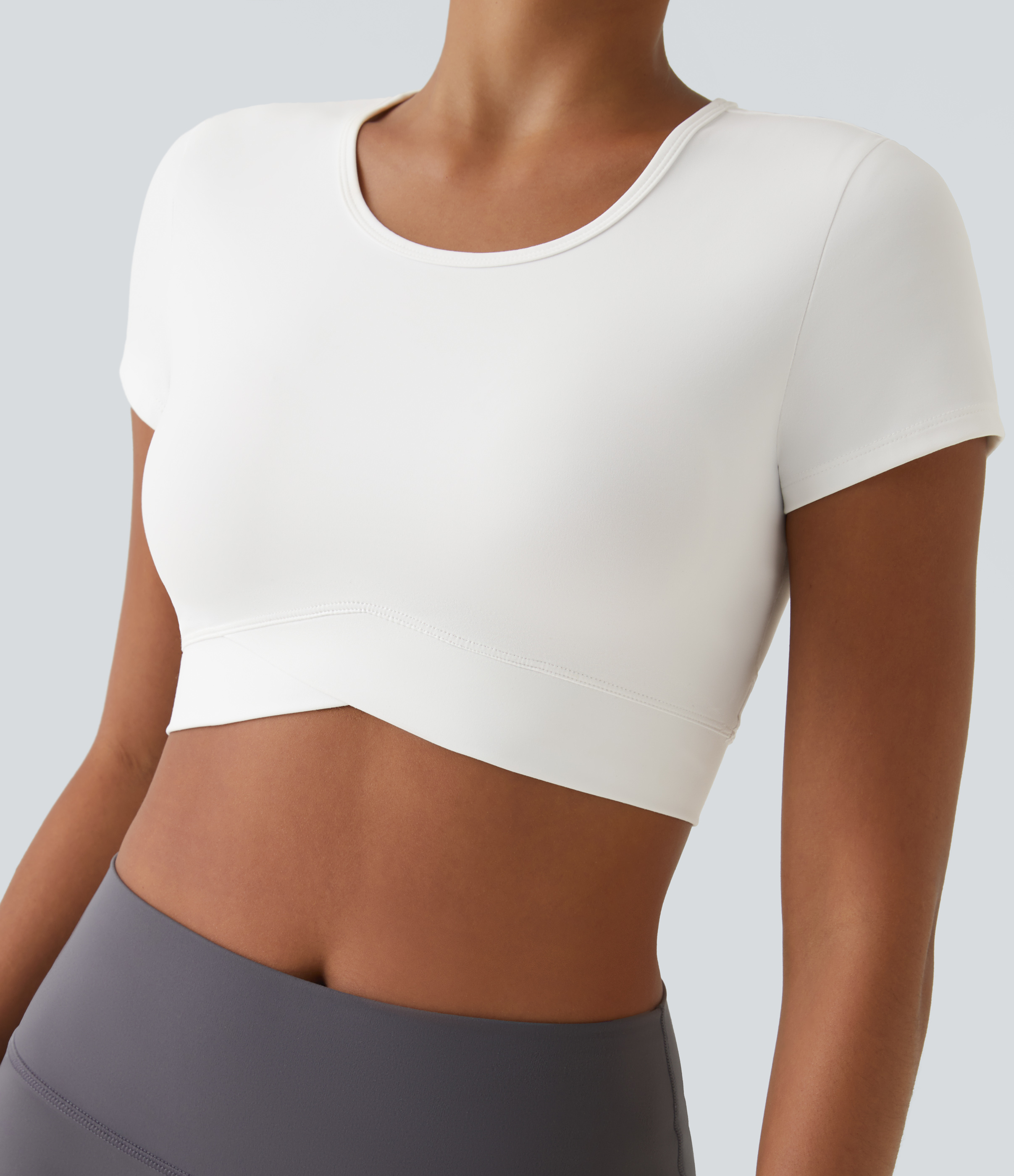 Halara Cloudfulв„ў Fabric Crossover Hem Cropped Sports Top  - White - M 