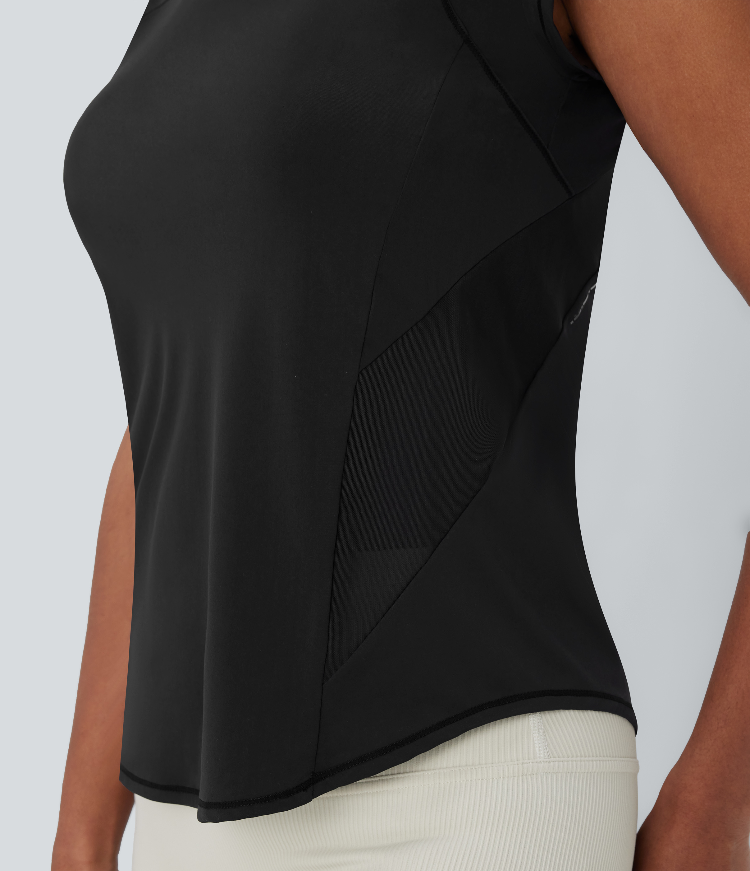Halara Round Neck Short Sleeve Curved Hem Contrast Mesh Quick Dry Running Sports Top  - Black - S 