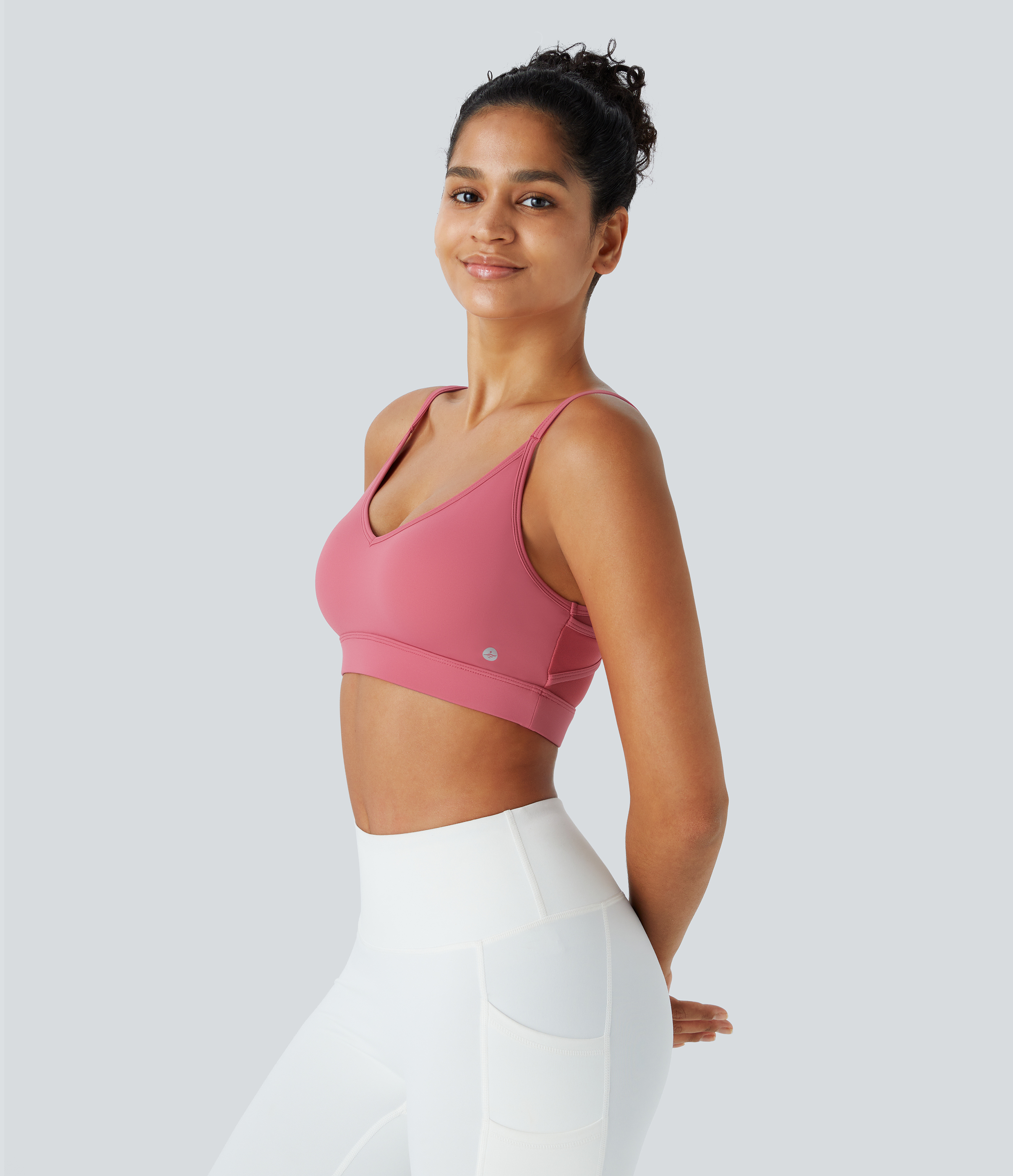 Halara  Softlyzeroв„ў Airy Low Support Backless Crisscross Contrast Mesh Cool Touch Yoga Sports Bra-UPF50+  - Begonia Rouge - L push up bra 