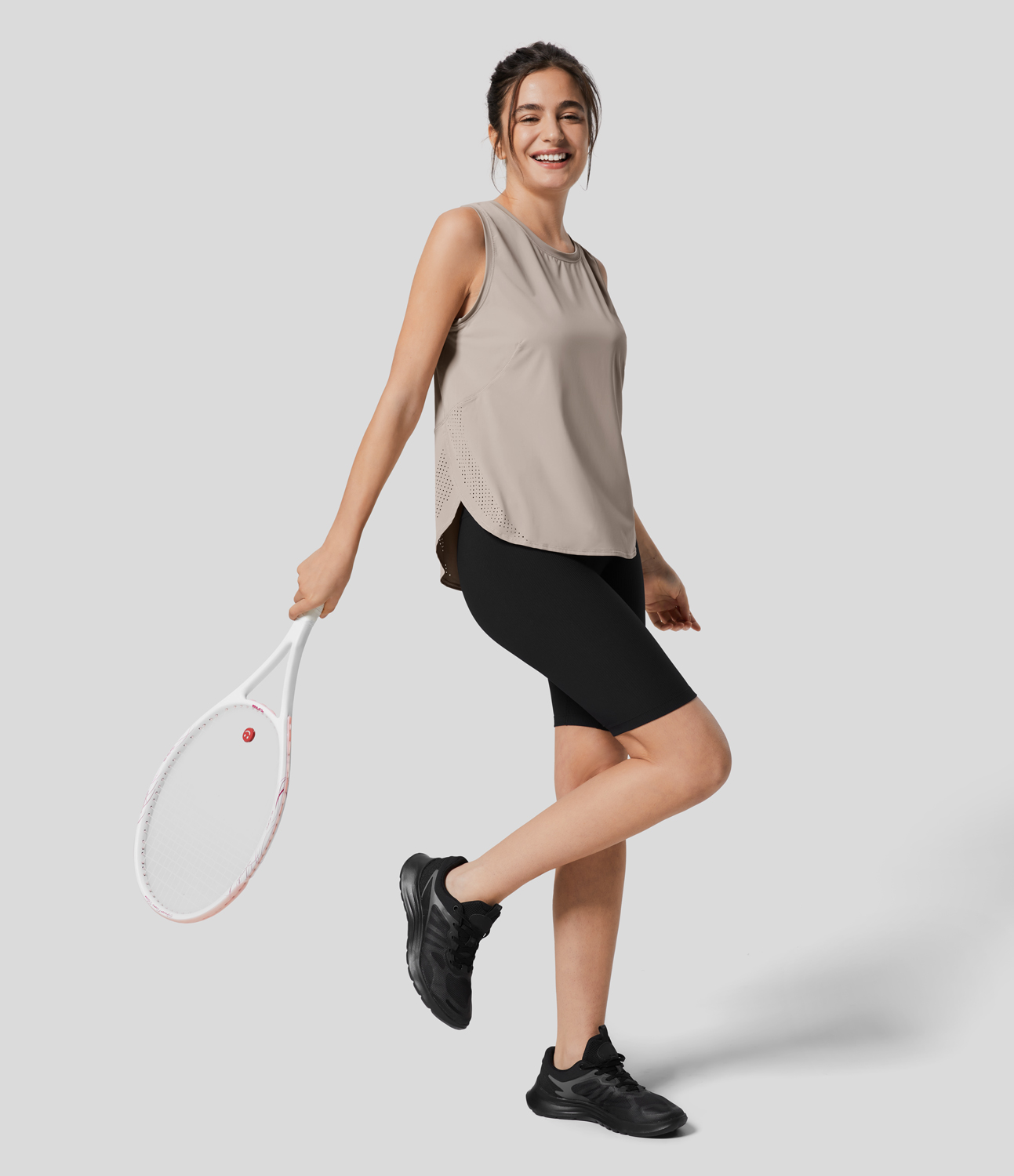 Halara Round Neck Mesh Curved Hem Tennis Tank Top Tank Top - Gray Morn - XS golf tops halter top tunic tops sleeveless tops backless top 