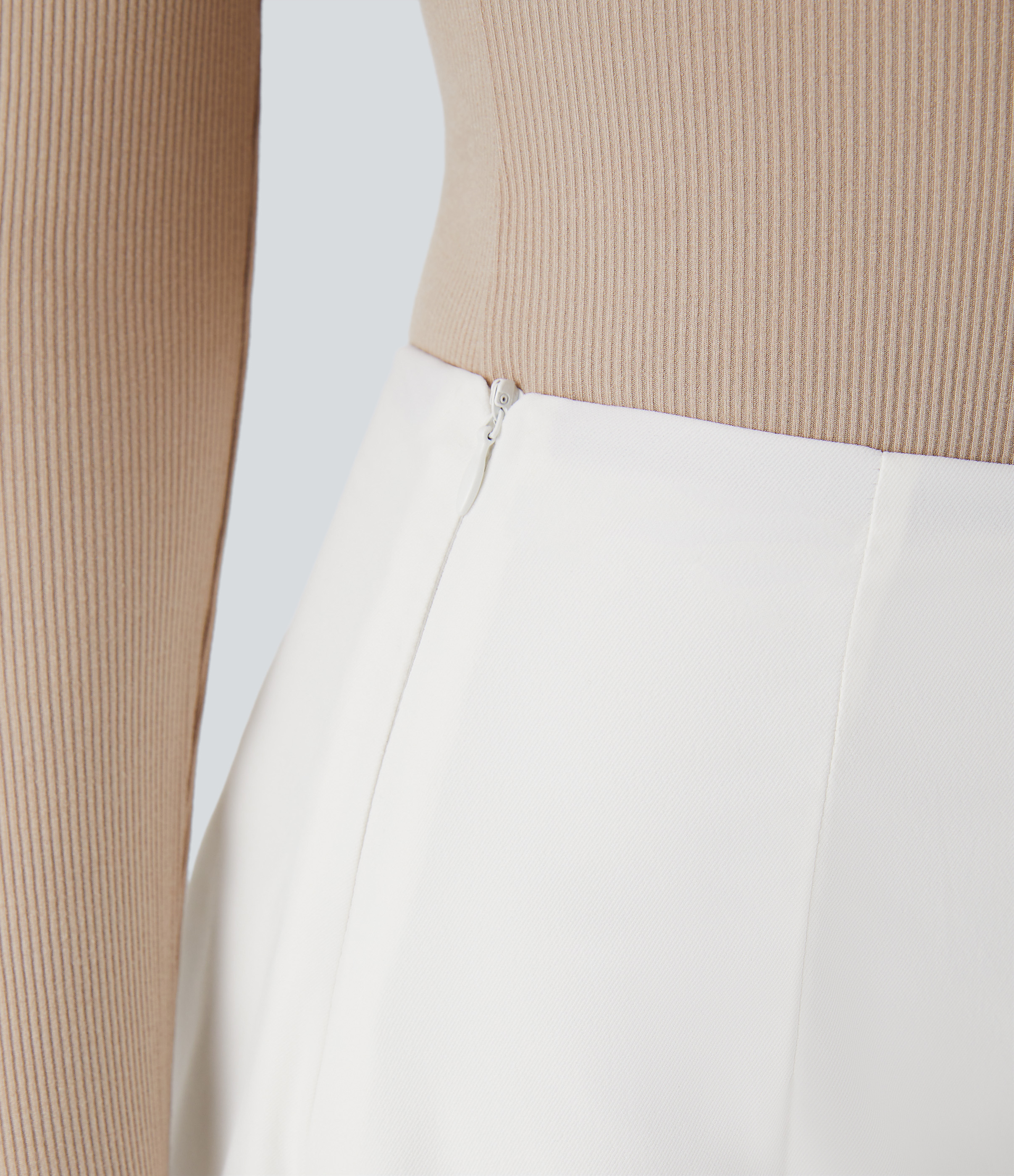 Halara High Waisted Side Invisible Zipper 2-in-1 A Line Mini Casual Skirt  - White - L 