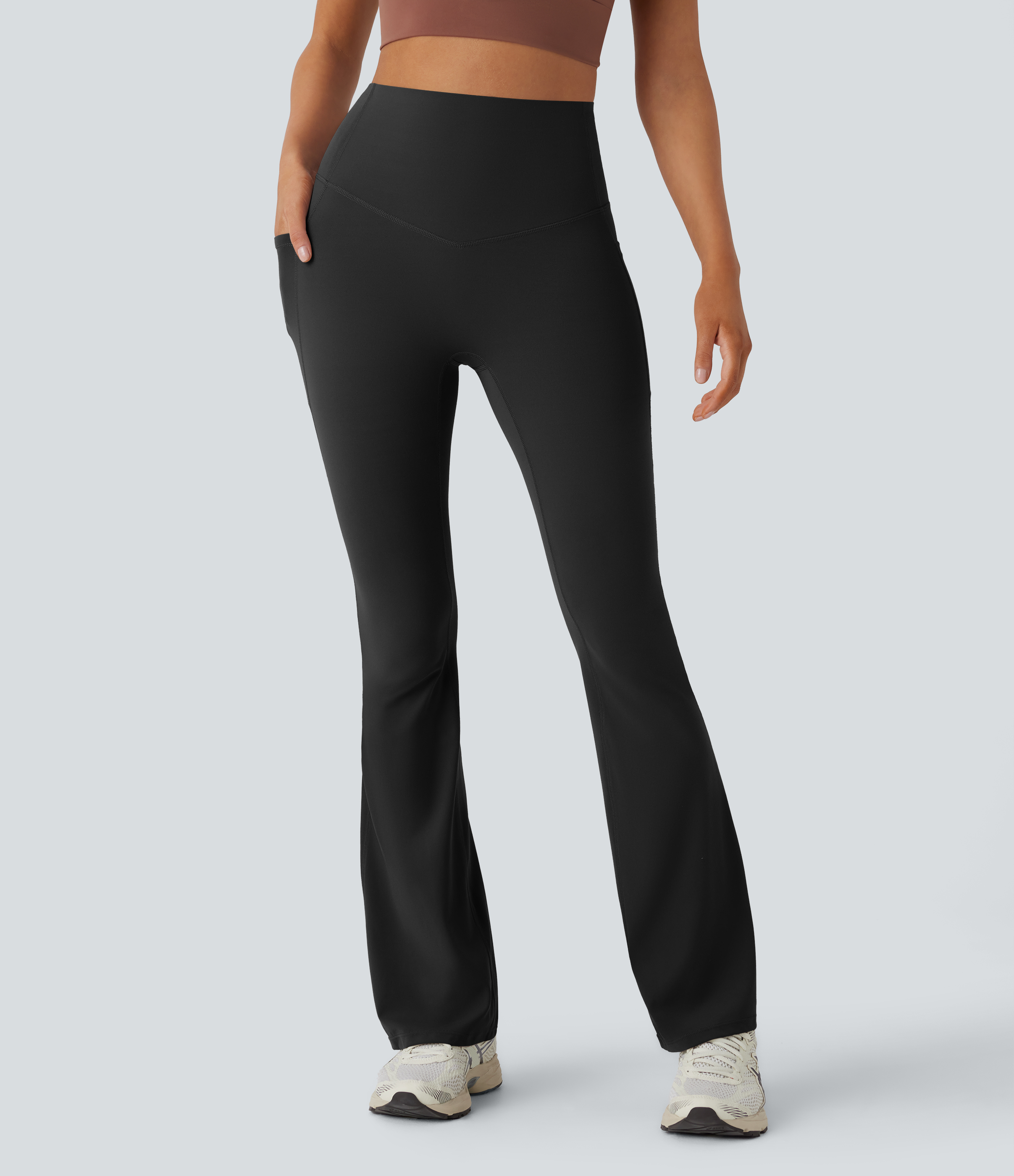 Halara SoCinched High Waisted Tummy Control Side Pocket Shaping Yoga UltraSculpt Bootcut Leggings  - Black - L(regular) gym leggings 