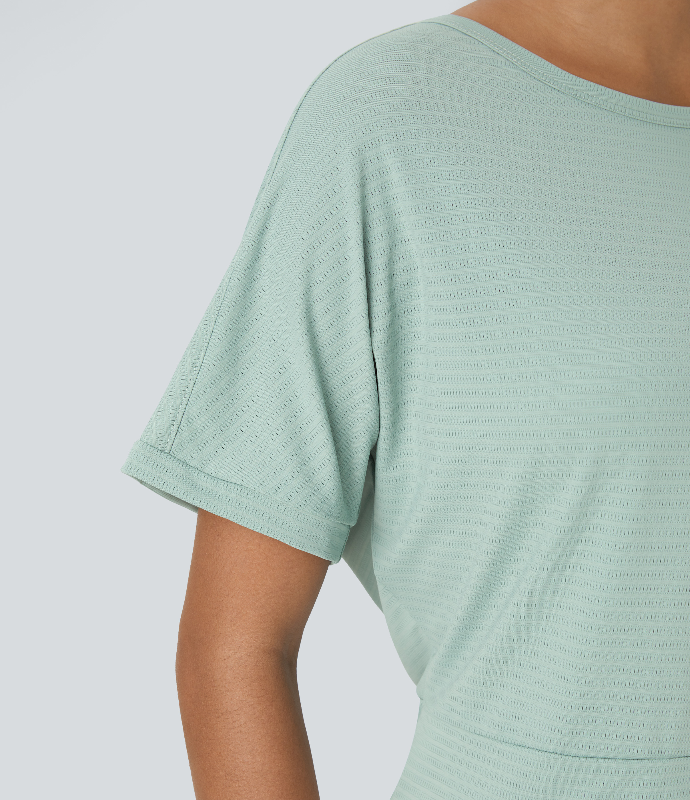 Halara Short Sleeve Twisted Cut Out Yoga Sports Top  - Surf Spray - XS 
