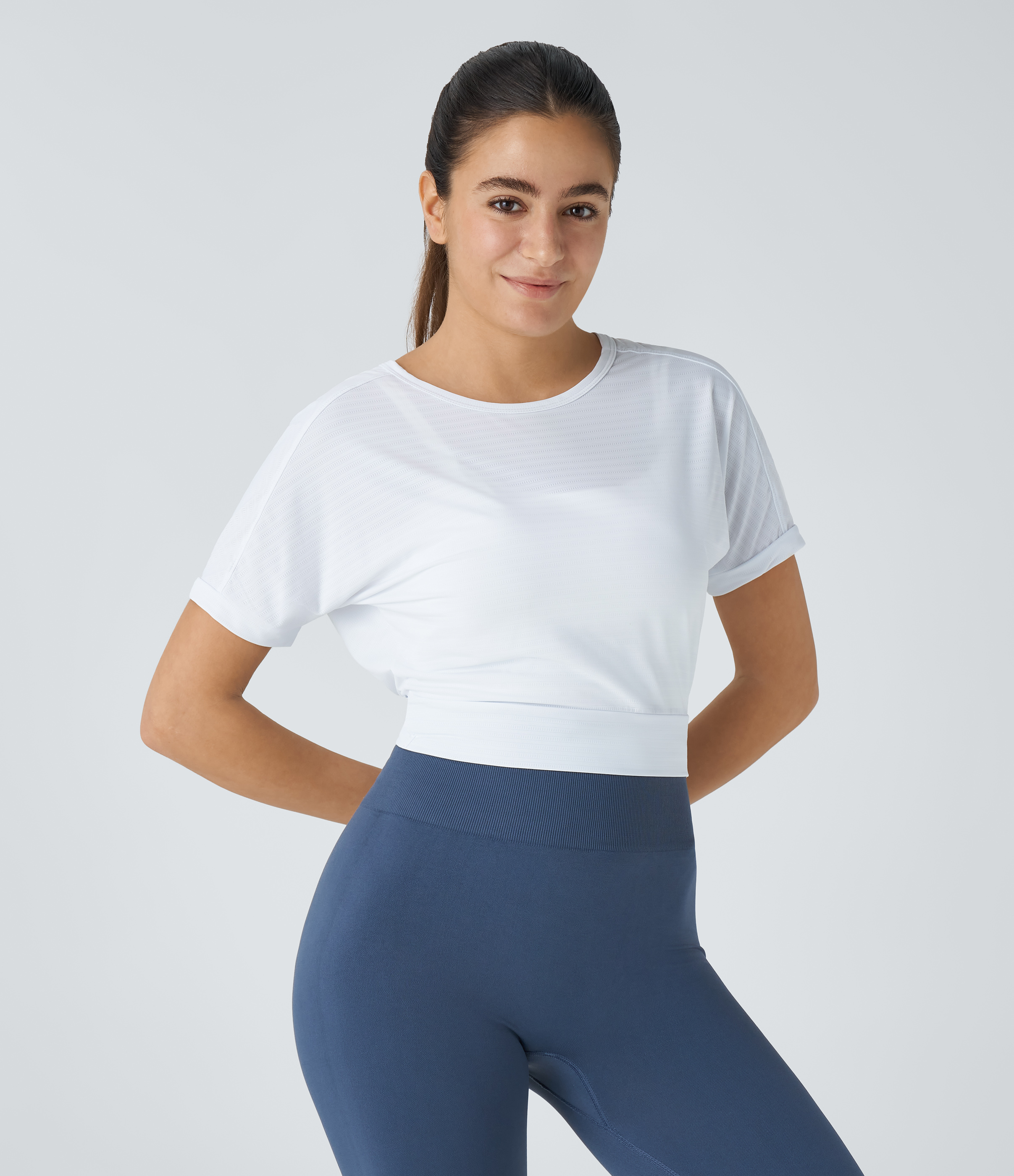 Halara Short Sleeve Twisted Cut Out Yoga Sports Top  - White - M 