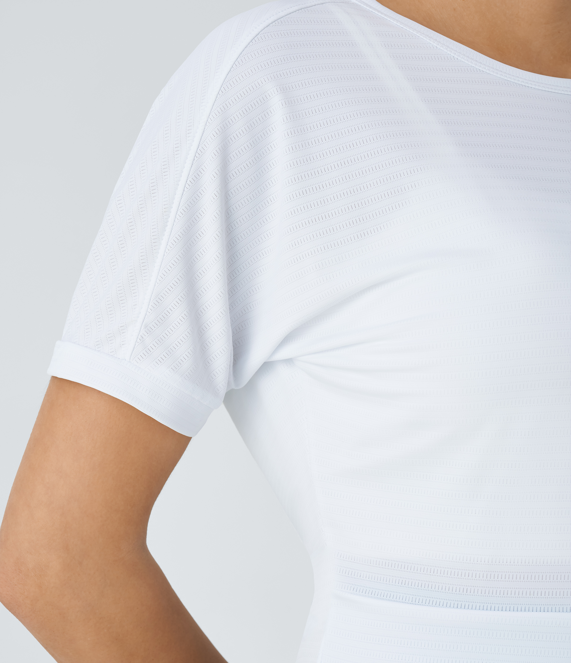 Halara Short Sleeve Twisted Cut Out Yoga Sports Top  - White - M 
