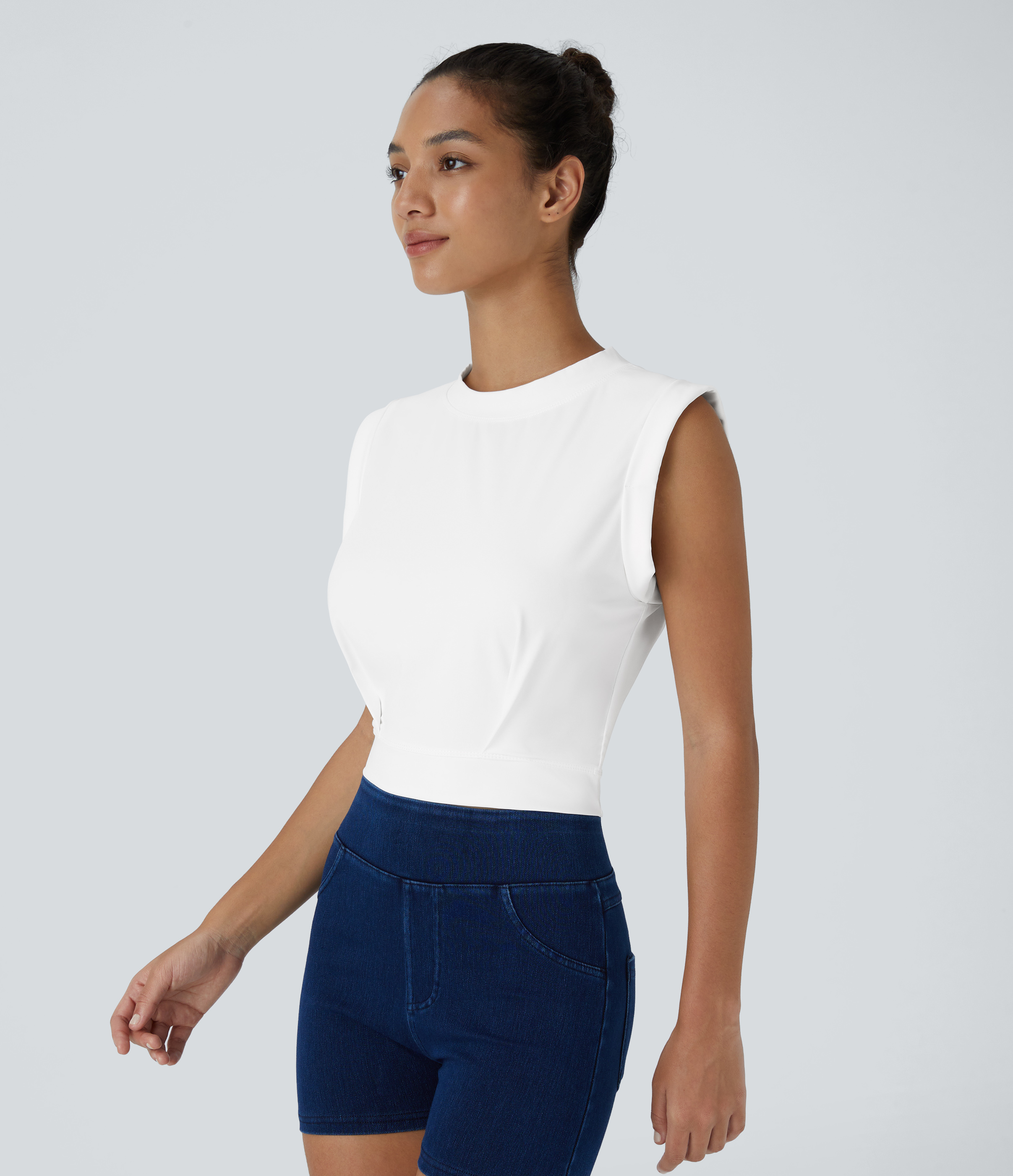 Halara Crew Neck Sleeveless Cropped Yoga Tank Top Tank Top - White - XL golf tops halter top tunic tops sleeveless tops backless top 