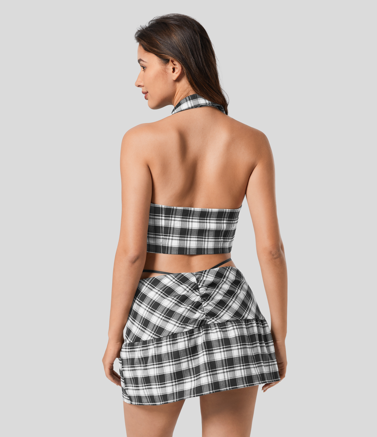 Halara Halter Neck Notched Button Backless Plaid Cropped Casual Tank Top Tank Top - Black White Square - M golf tops halter top tunic tops 