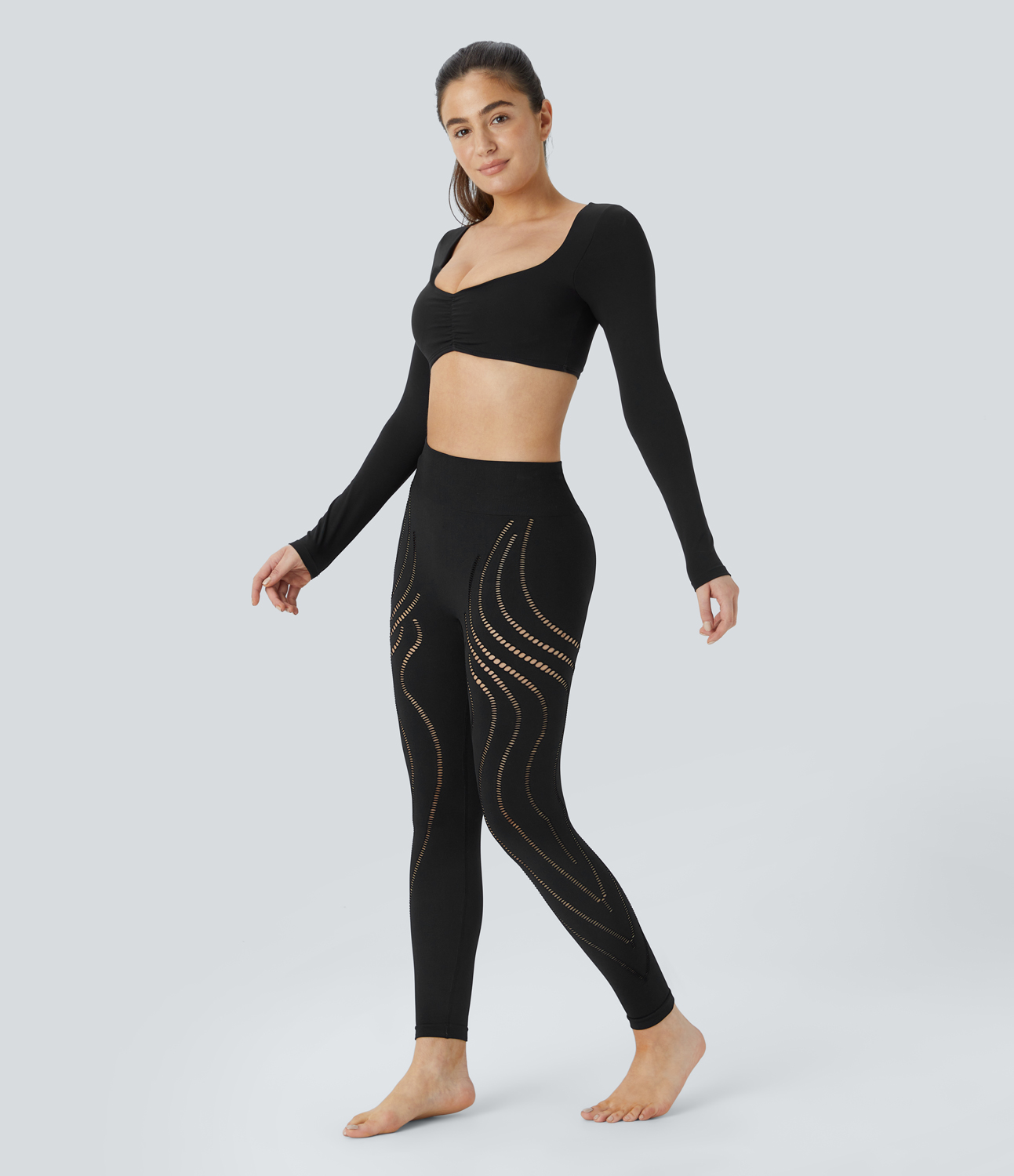 Halara Seamless Flow High Waisted Cut Out Yoga 7/8 Leggings  - Black - M(7/8) gym leggings leggings with pockets leggings with butt lift 