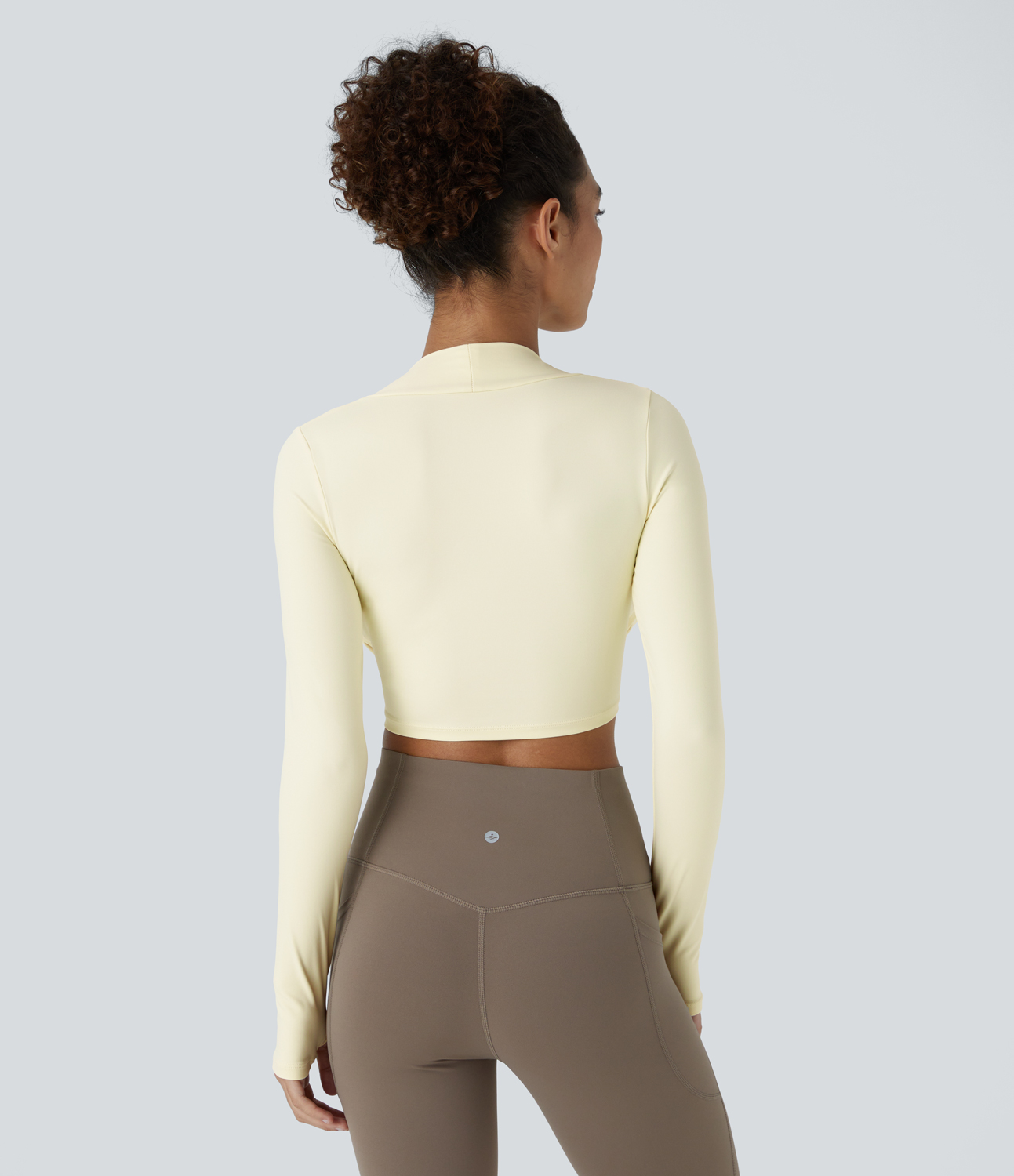 Halara V Neck Crisscross Ruched Thumb Hole Cropped Yoga Sports Top  - Milky Yellow - L 