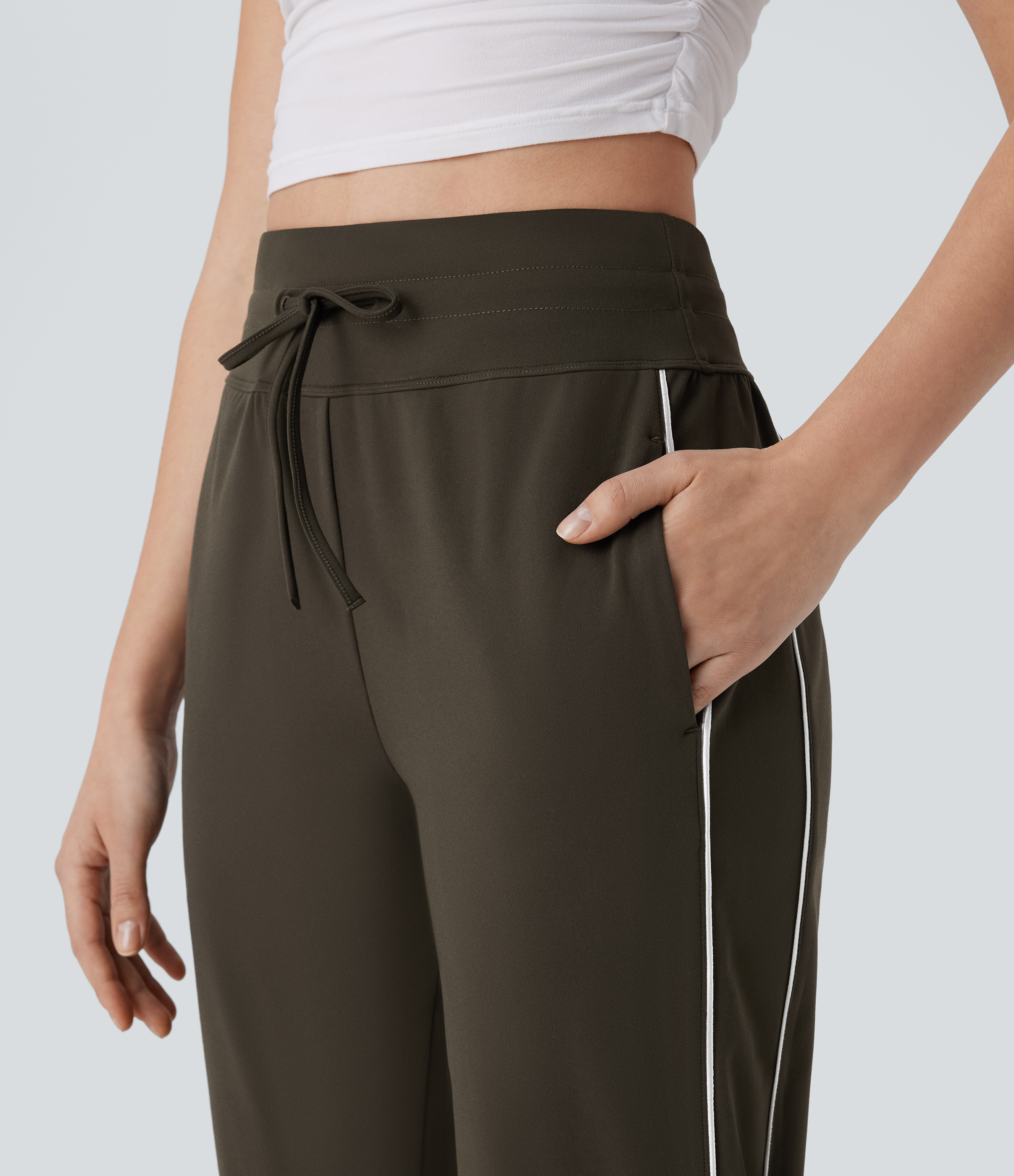 Halara HaloTek Airв„ў Reflective High Waisted Drawstring Side Pocket Travel Pile Joggers  - Forest Night - S(regular) 