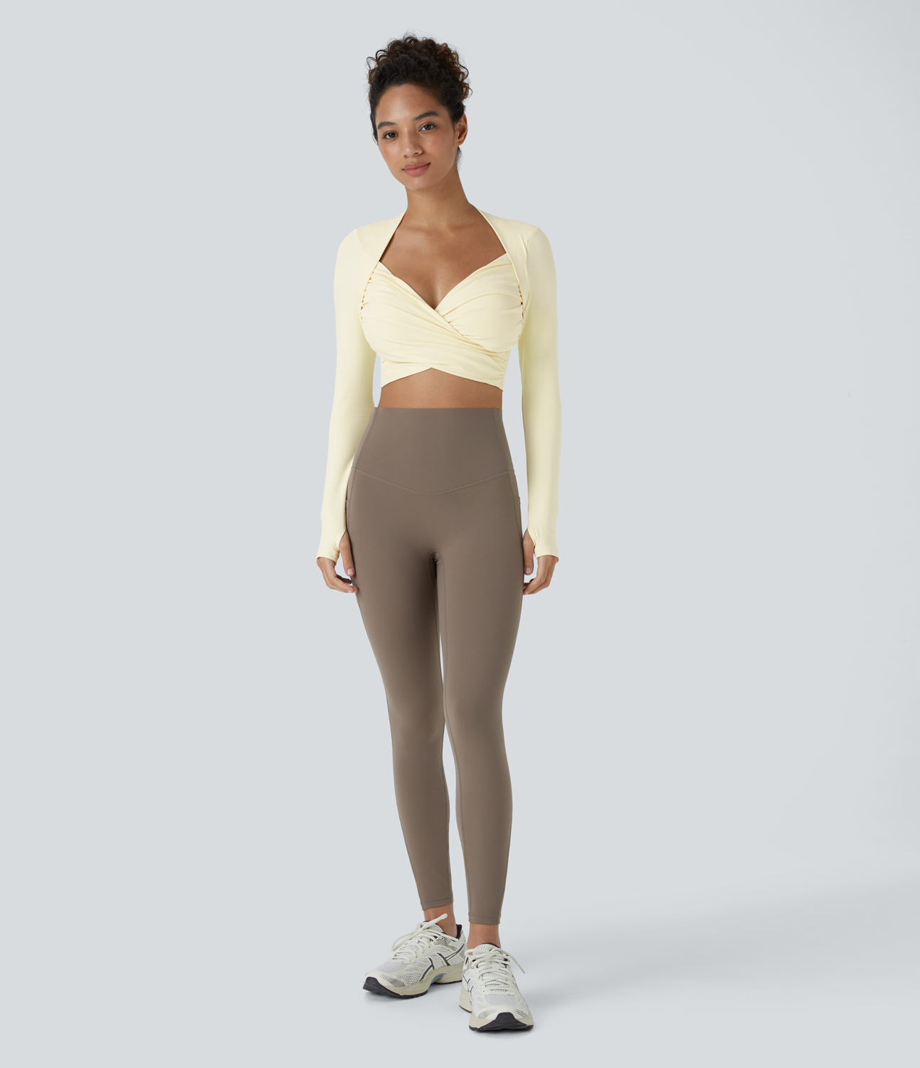 Halara V Neck Crisscross Ruched Thumb Hole Cropped Yoga Sports Top  - Milky Yellow - L 