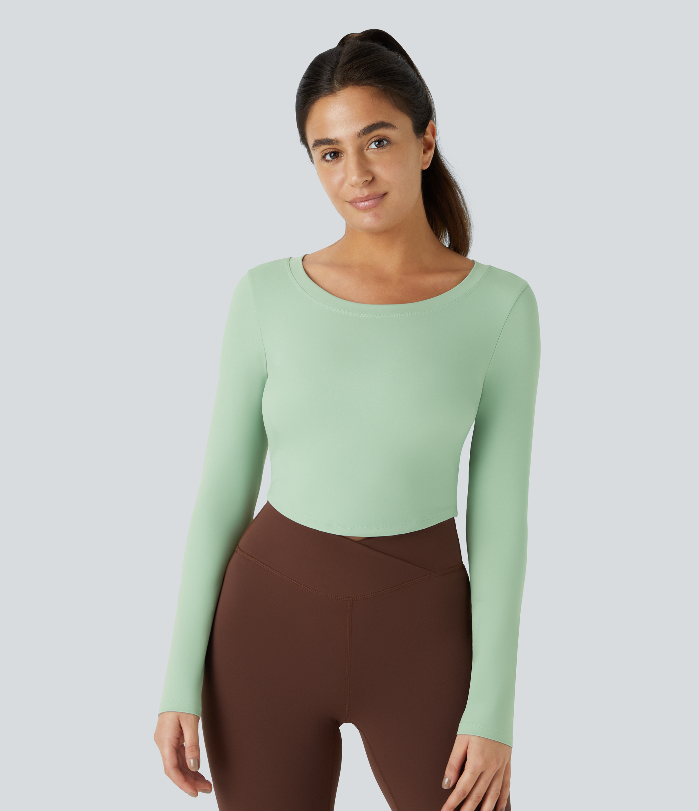 Halara Long Sleeve Backless Cut Out Tie Back Cropped Barre Ballet Dance Sports Top  - Light Bean Green - L 