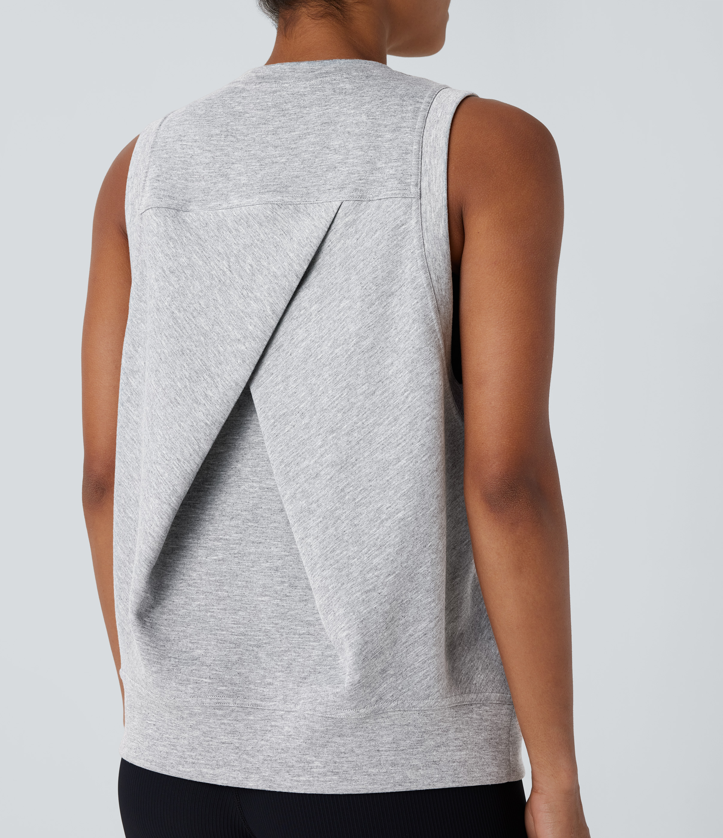 Halara Round Neck Side Pocket Casual Tank Top Tank Top - Fog Gray - L golf tops halter top tunic tops sleeveless tops backless top 