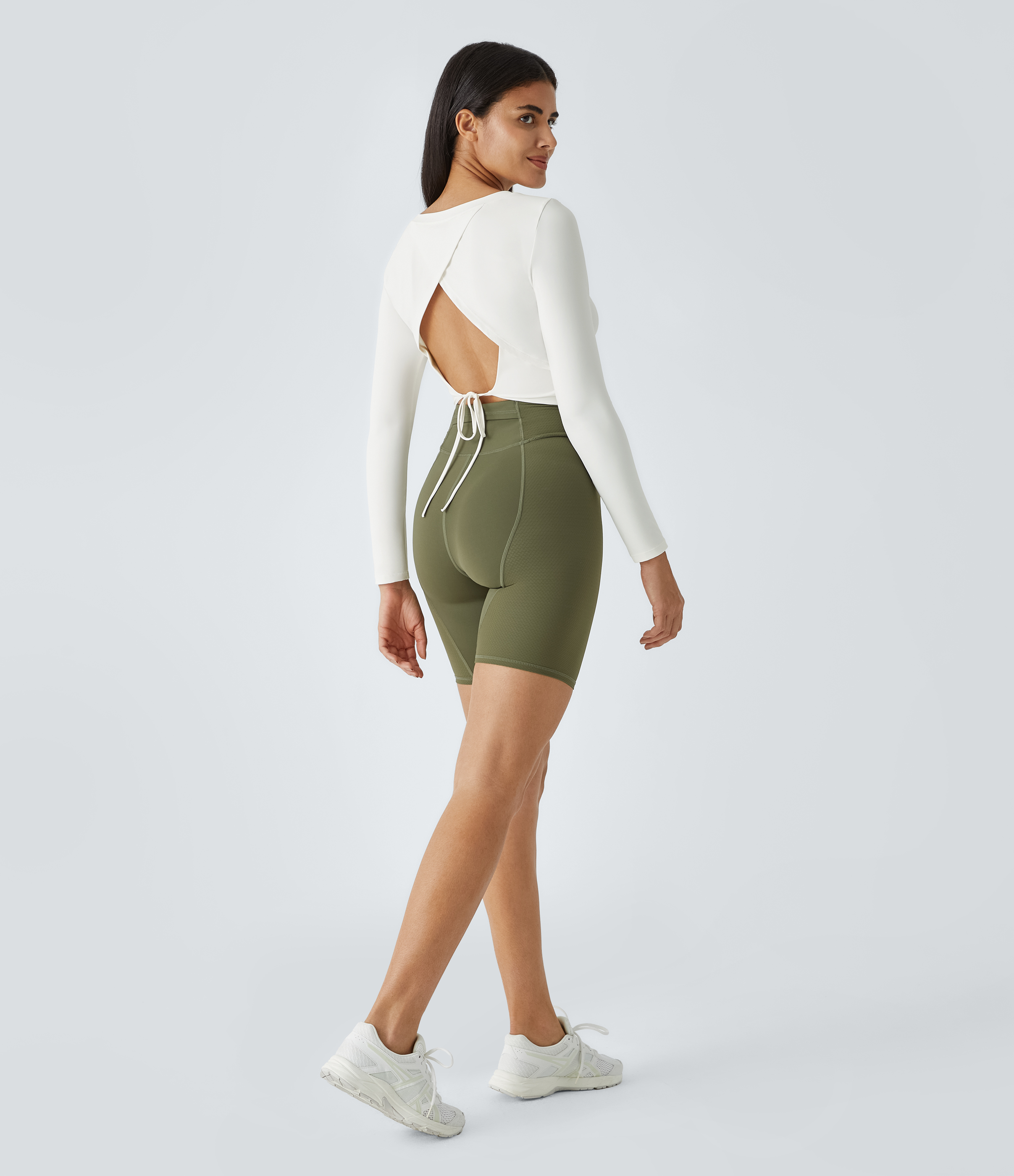 Halara Long Sleeve Backless Cut Out Tie Back Cropped Barre Ballet Dance Sports Top  - White - XL 