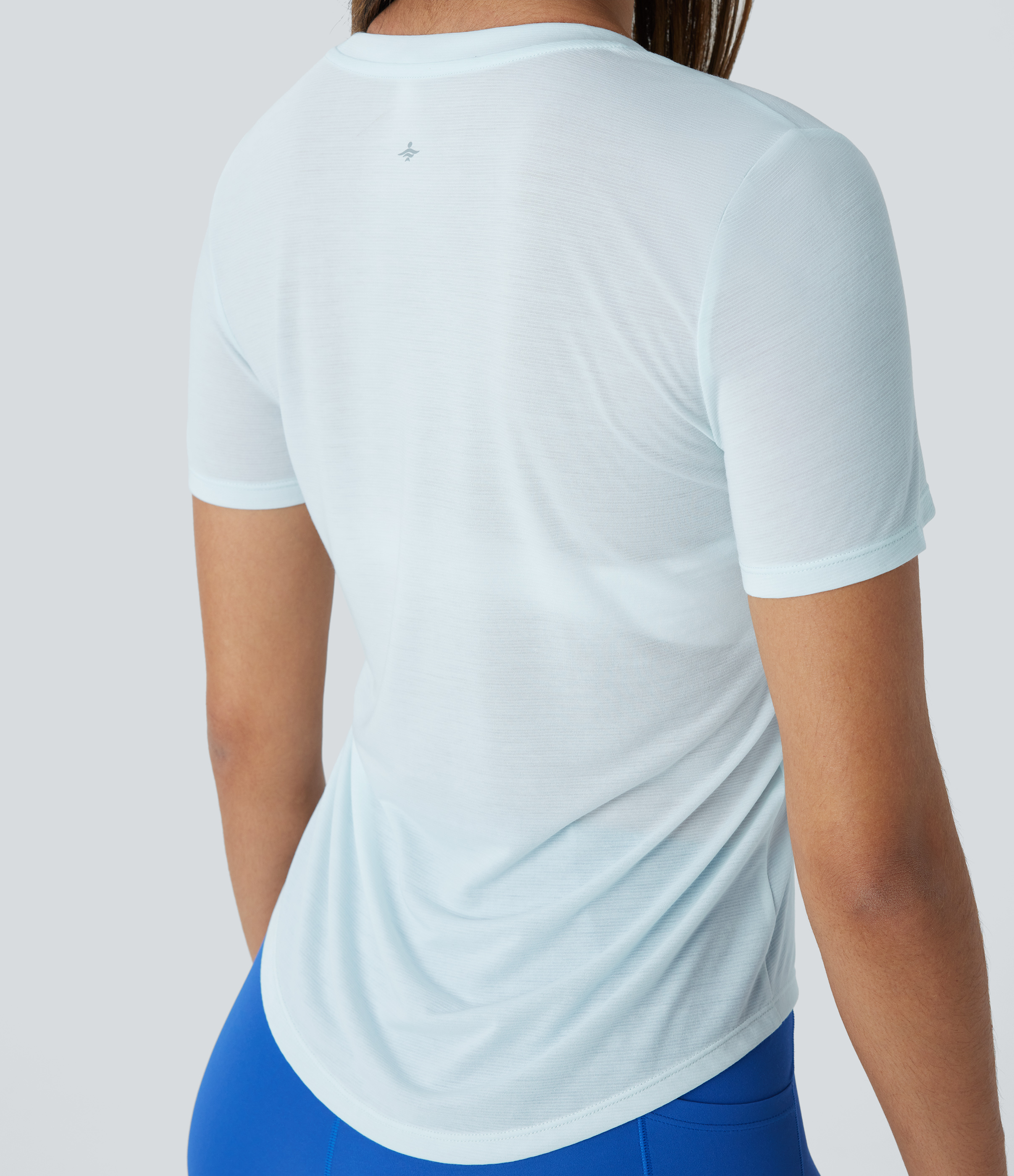 Halara Round Neck Curved Hem Quick Dry Yoga Sports Top  - Frosty Sky Blue - XS 