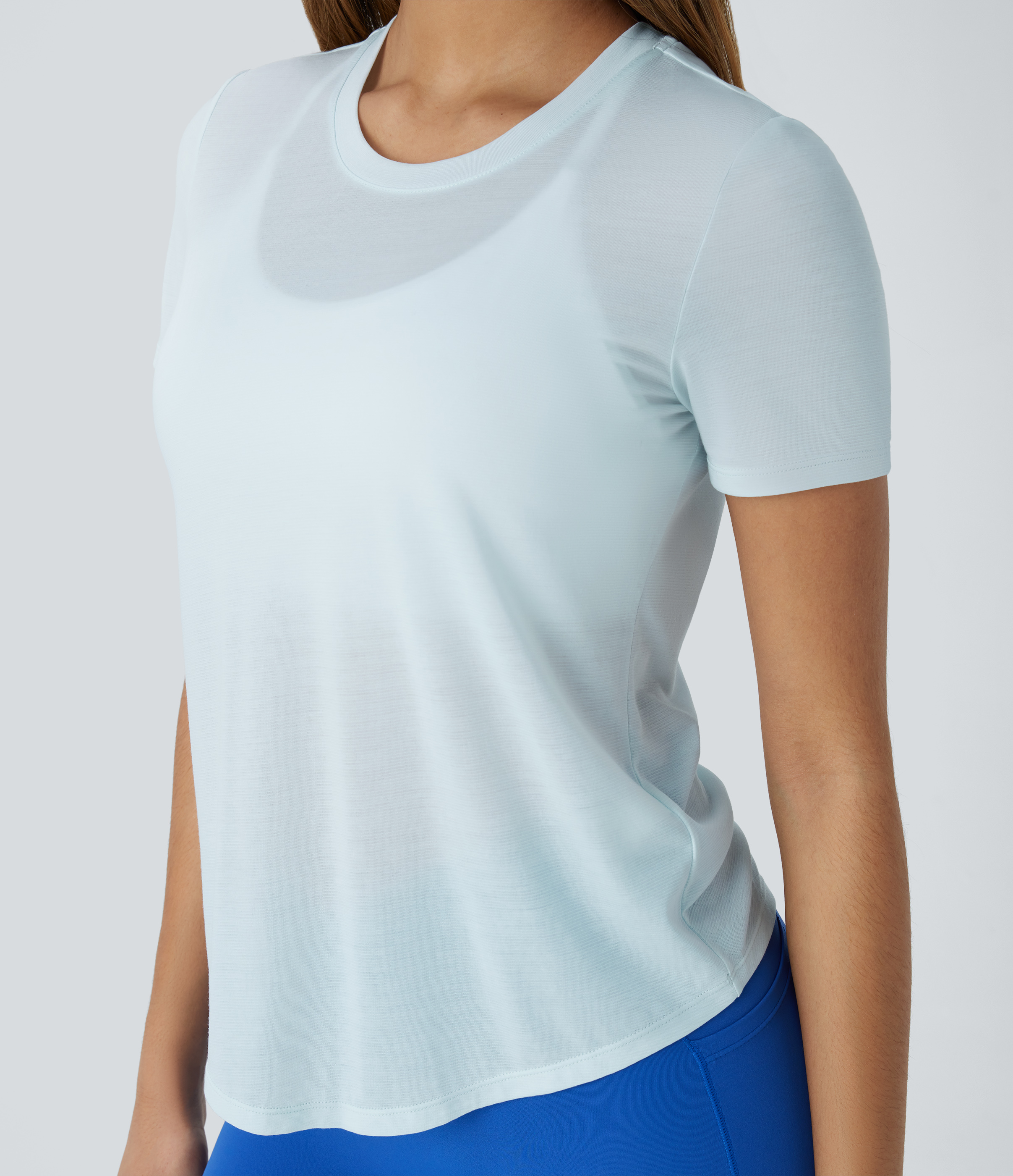 Halara Round Neck Curved Hem Quick Dry Yoga Sports Top  - Frosty Sky Blue - XS 