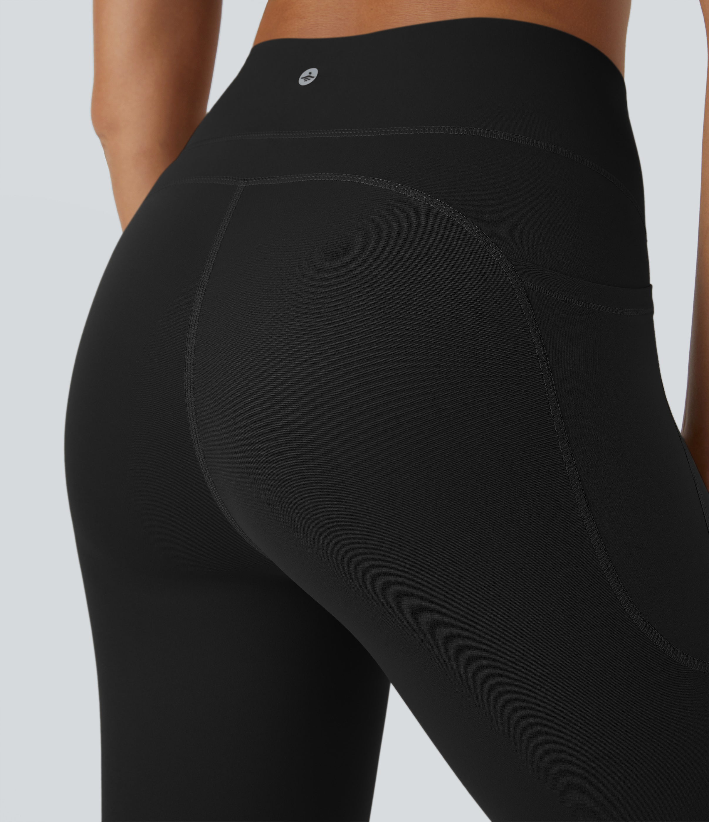 Halara UltraSculptв„ў High Waisted Side Pocket Training 7/8 Leggings  - Black - M gym leggings leggings with pockets leggings with butt lift 