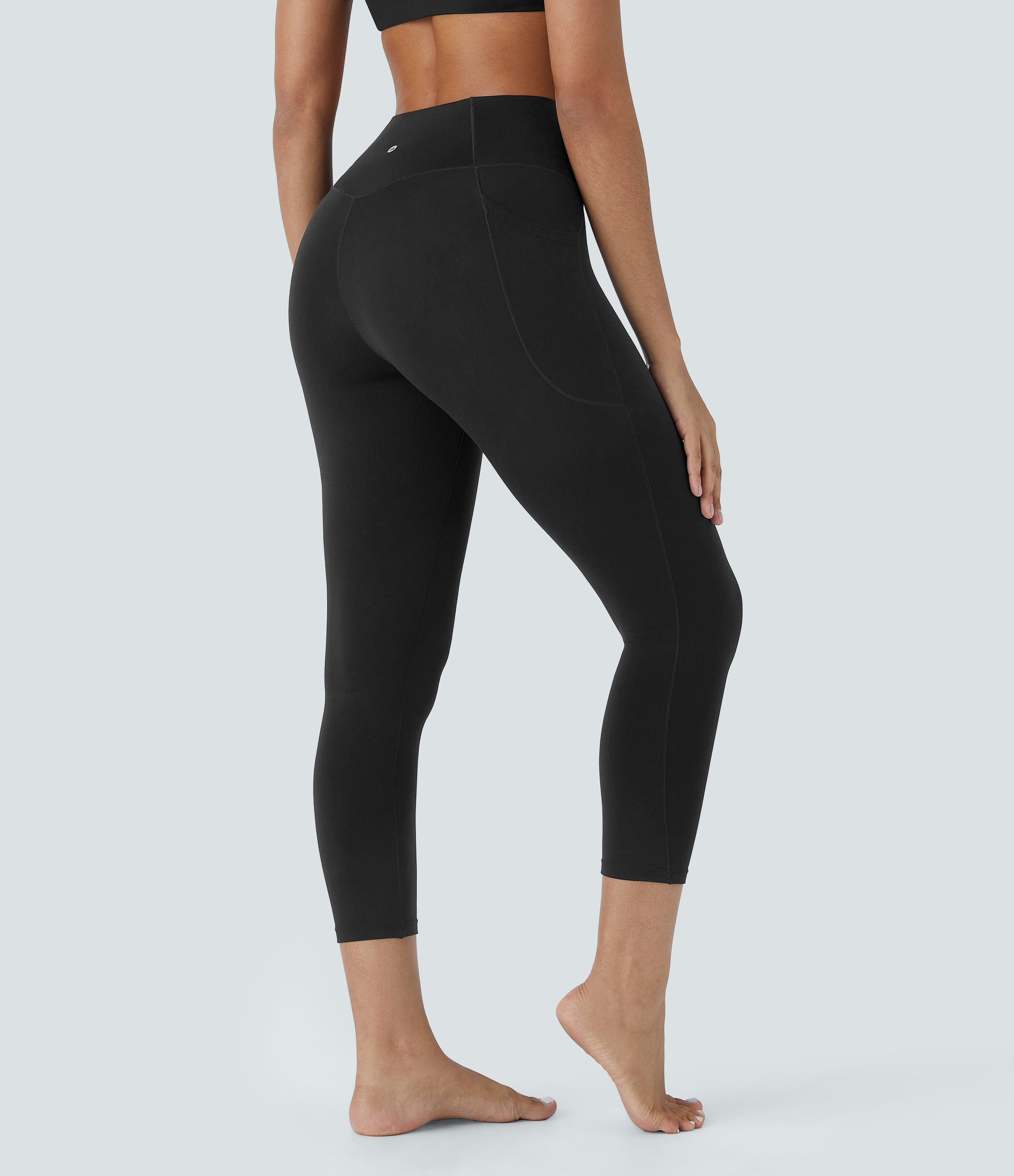 Halara Softlyzeroв„ў High Waisted Crossover Pocket Capri Yoga Leggings  - Black - M gym leggings leggings with pockets leggings with butt lift 