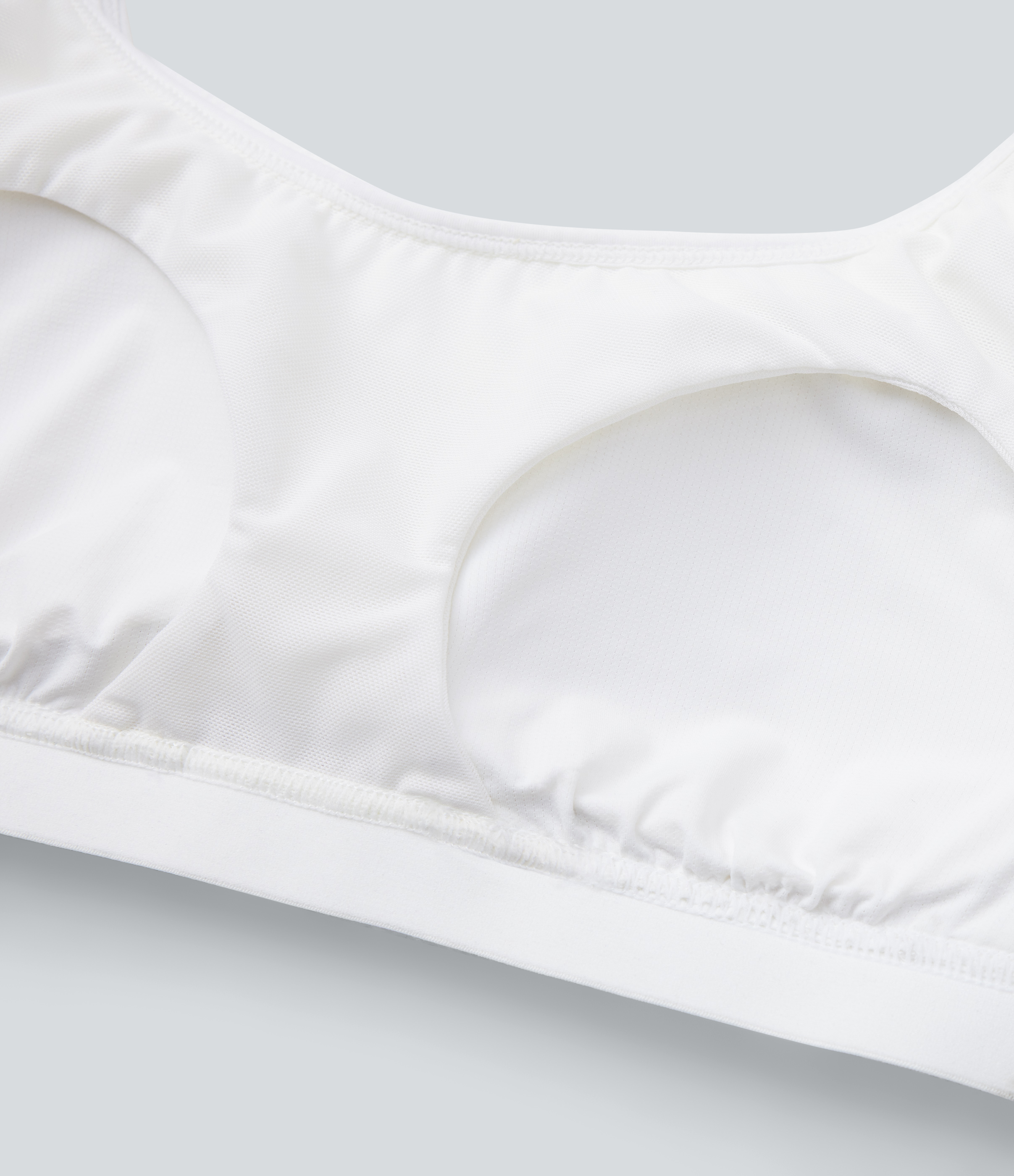 Halara SpeedWaveв„ў Medium Support Backless Adjustable Hook Quick Dry Nursing Workout Sports Bra  - White - XS push up bra strapless bra 