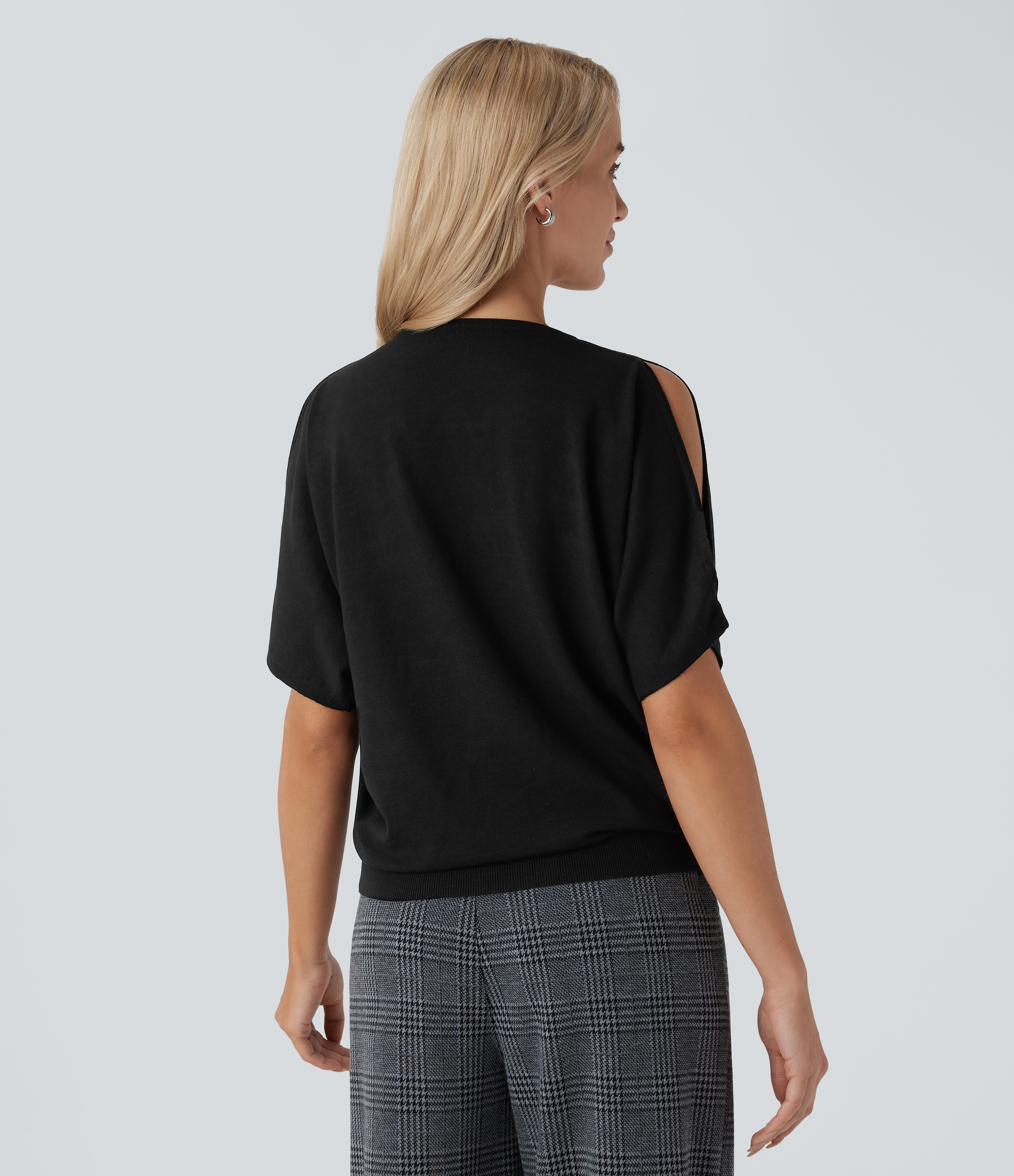 Halara Round Neck Cold Shoulder Short Sleeve Work Sweater  - Black - XS 