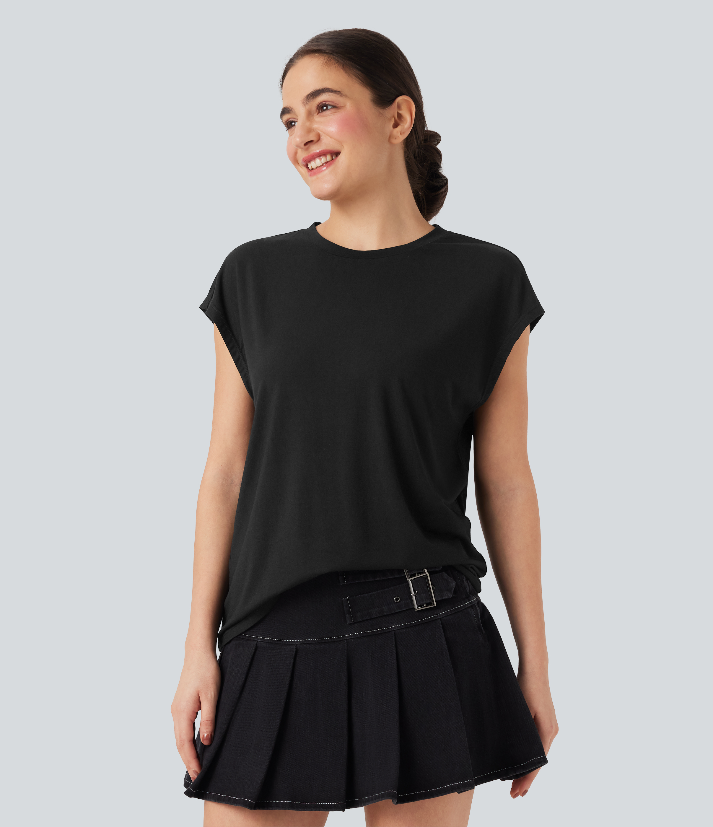 Black Round Neck Cap Sleeve Casual Top / 1