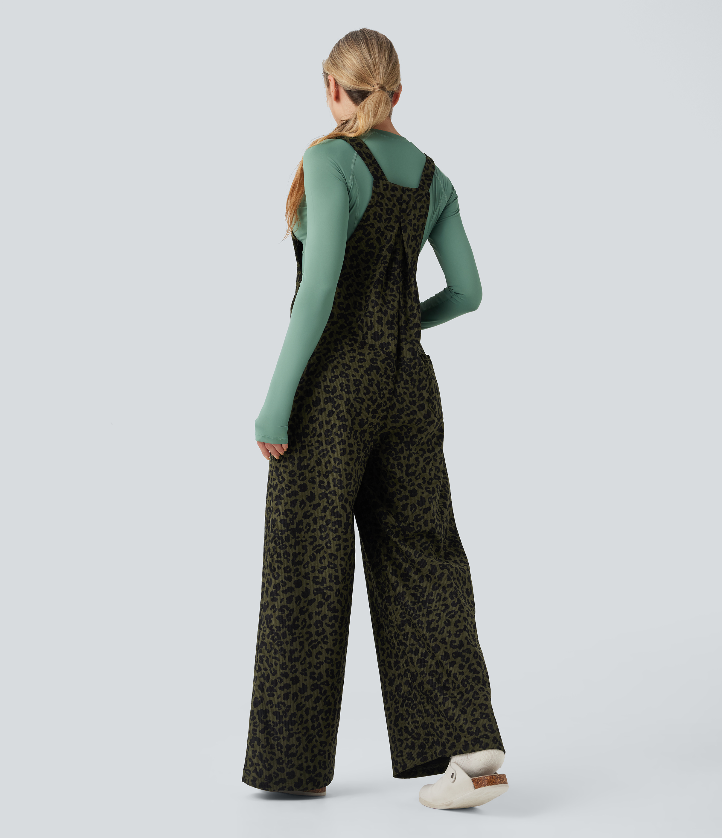 Gray Leopard Denim Jumpsuit casual holgado de pana con estampado de leopardo y bolsillos / 2
