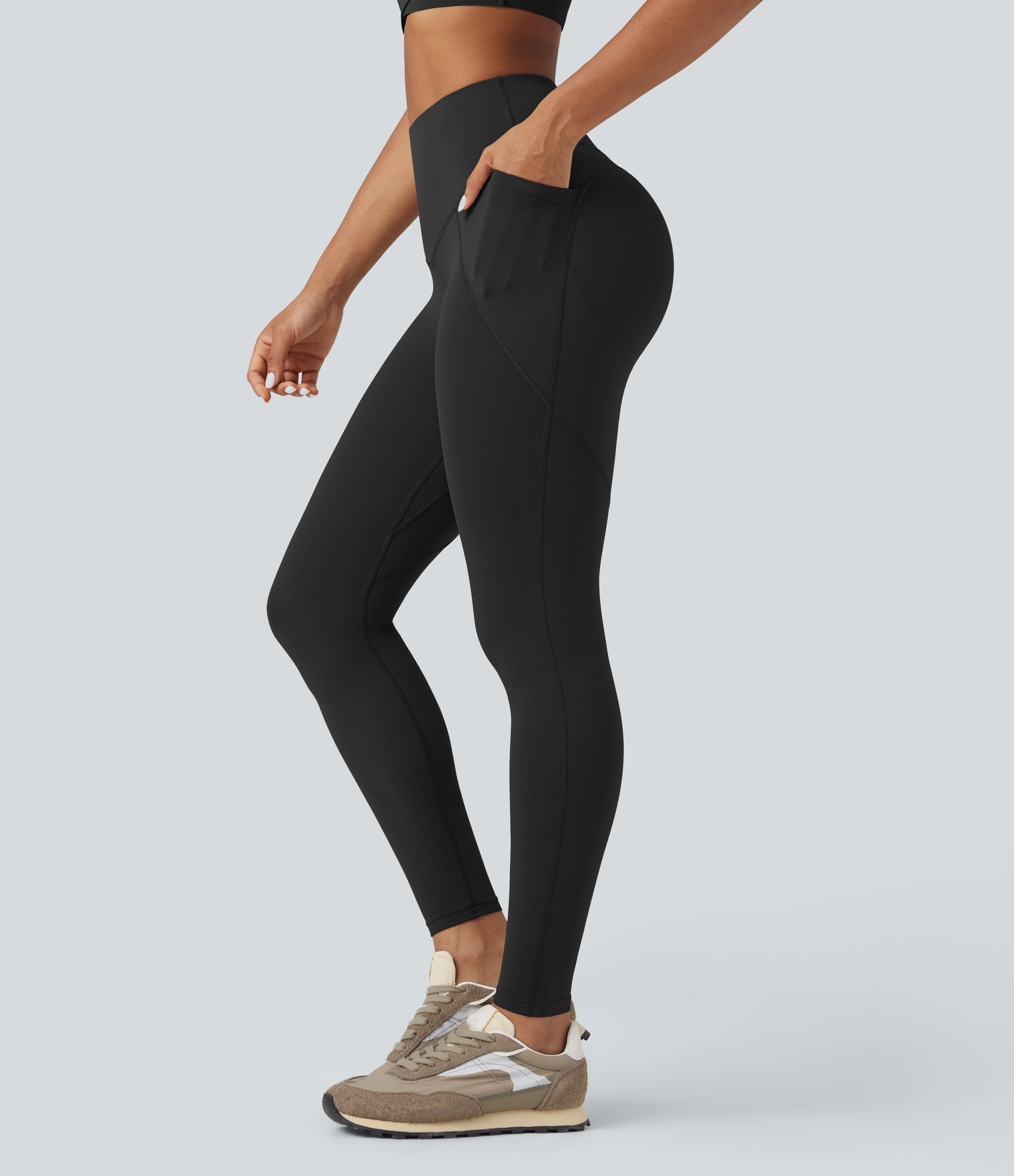 Halara UltraSculpt™ High-waisted Tummy Control Butt-lifting Training 7/8 Leggings with Pockets