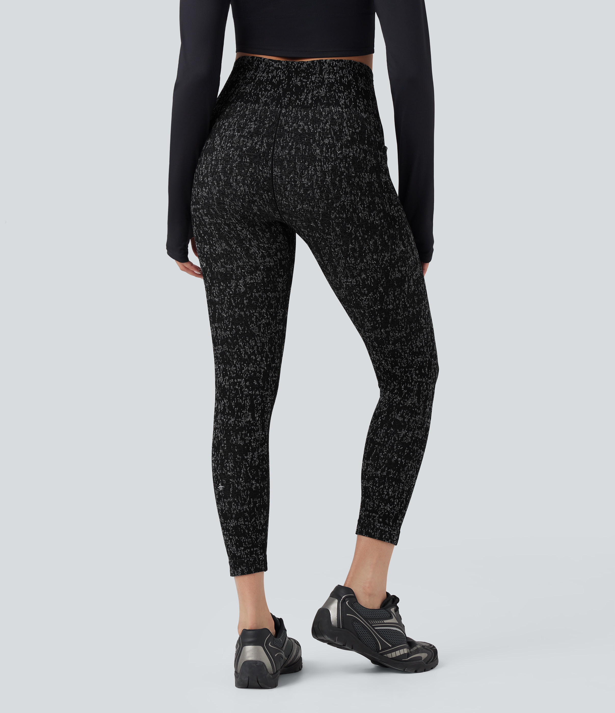 Noir Legging yoga 7/8 taille haute moucheté sans couture OneForm Seamless Flow avec poches / 2