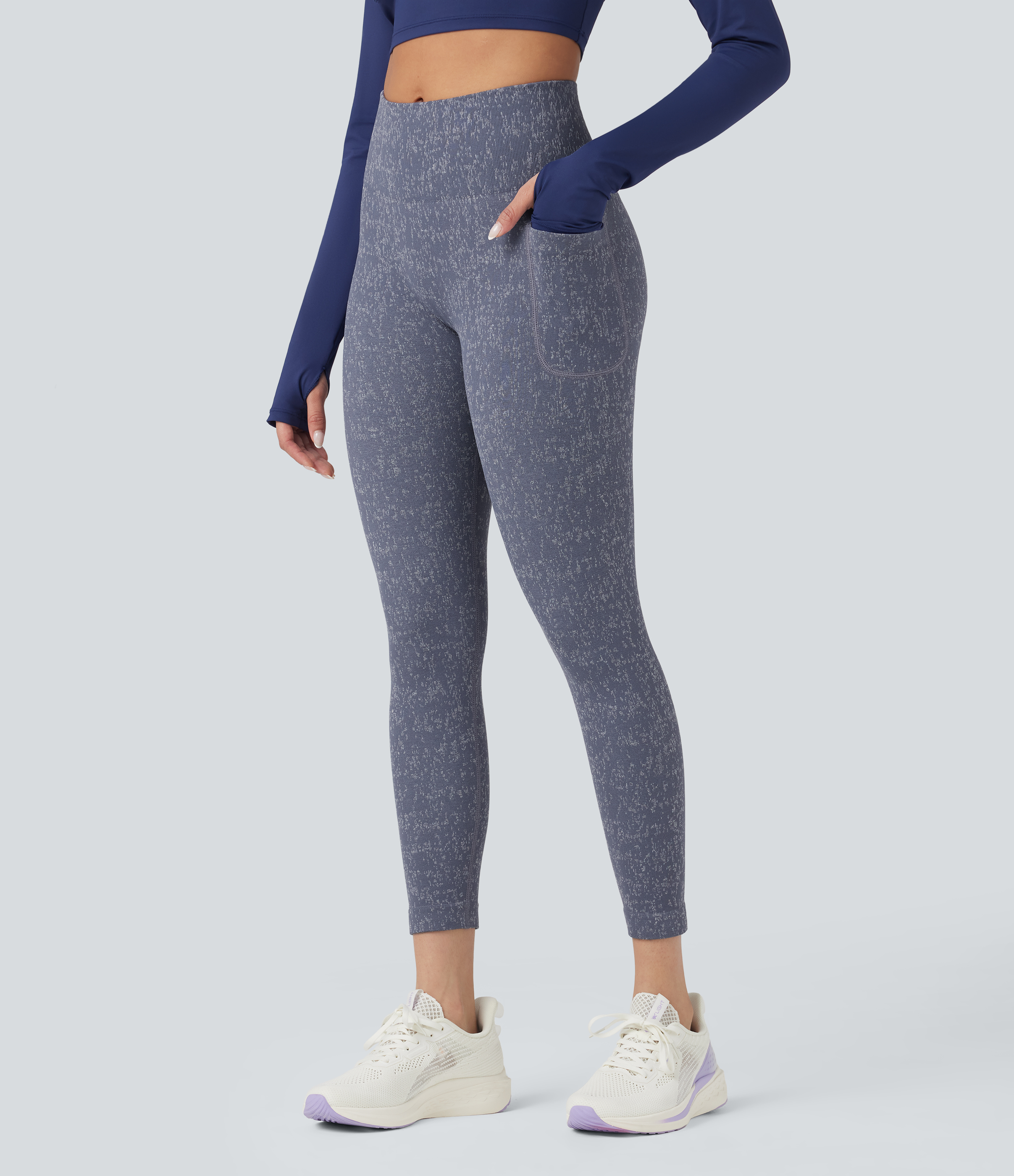 Gray Blue Leggings de yoga de tiro alto fluidos sin costuras con diseño moteado de 7/8 y bolsillos / 1