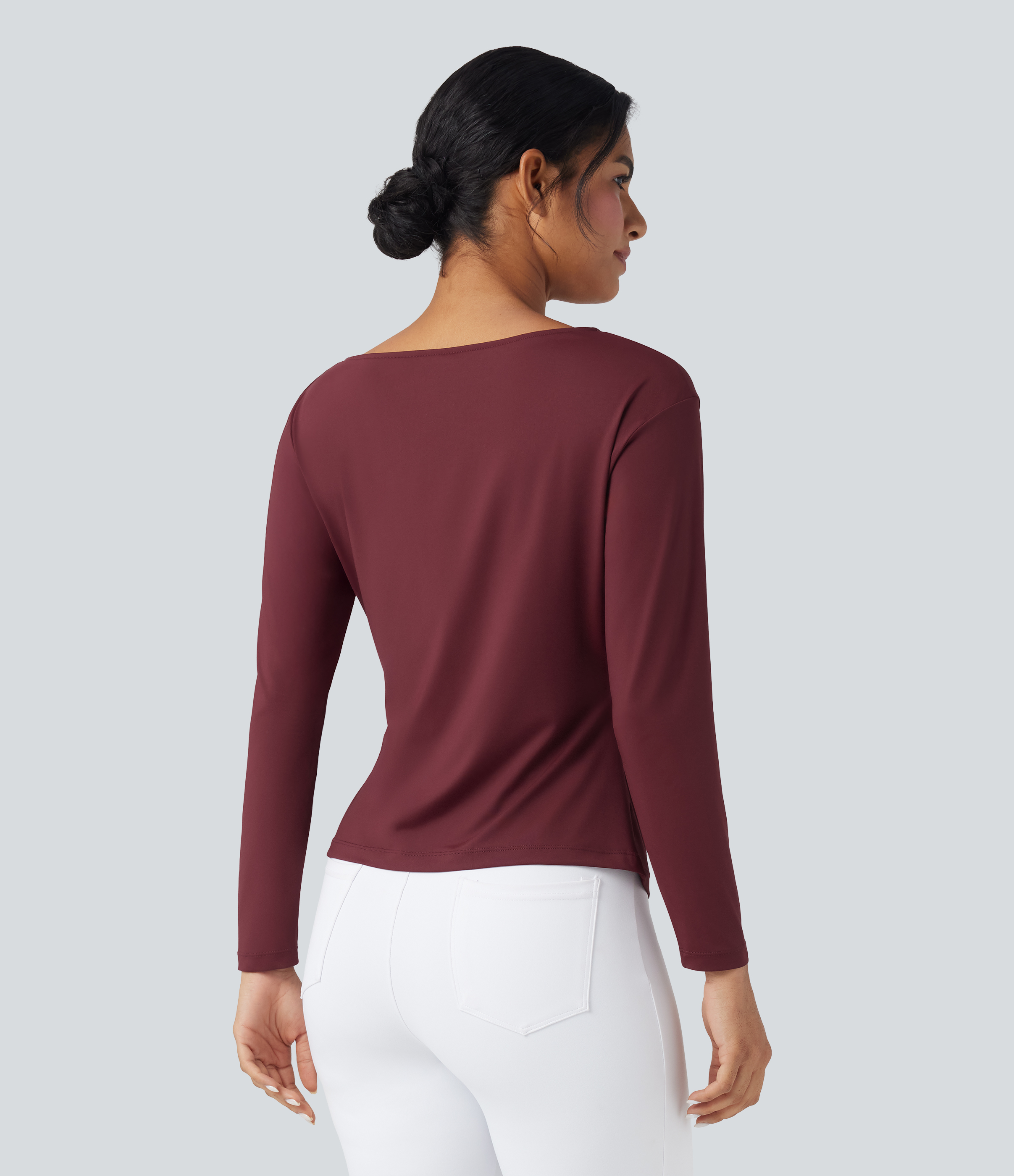 Chocolate Truffle Blusa de oficina ajustada de manga larga con cuello barco y dobladillo asimétrico fruncido / 2