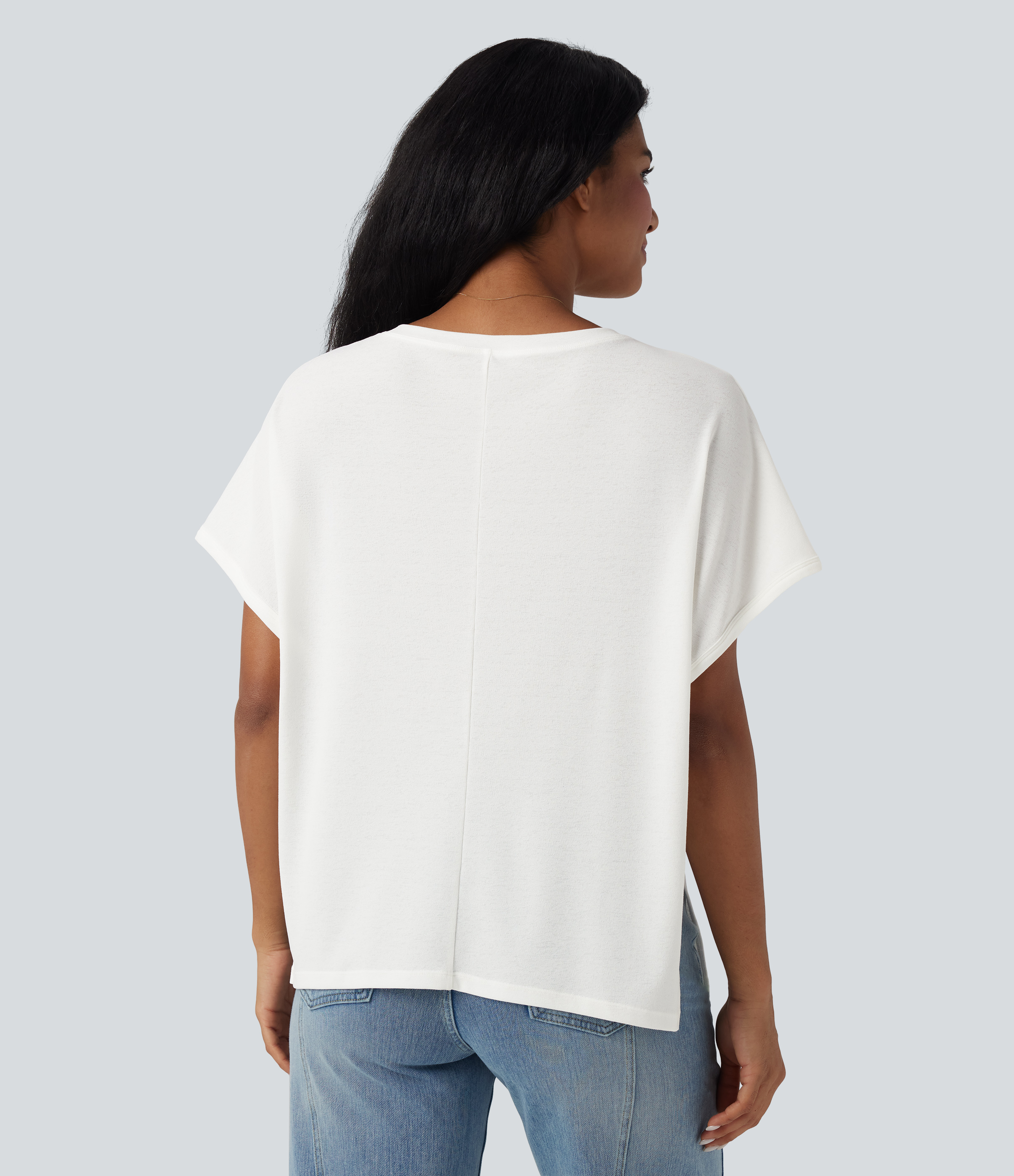 White Lässiges T-Shirt mit Rundhalsausschnitt und Fledermausärmeln / 2