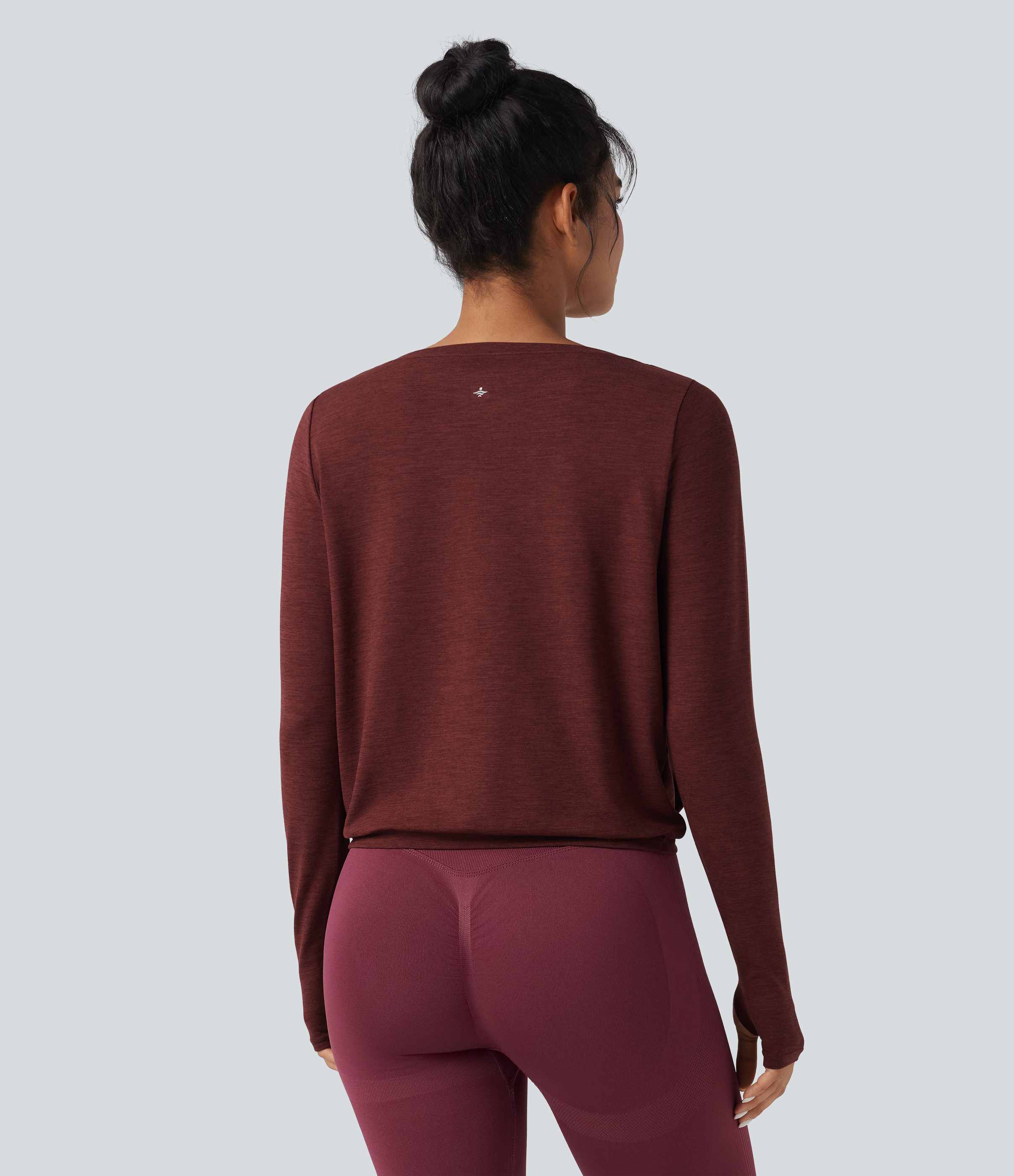 Mottled Sandalwood Red Haut de sport yoga col bateau chiné froncé à trous pouces / 2