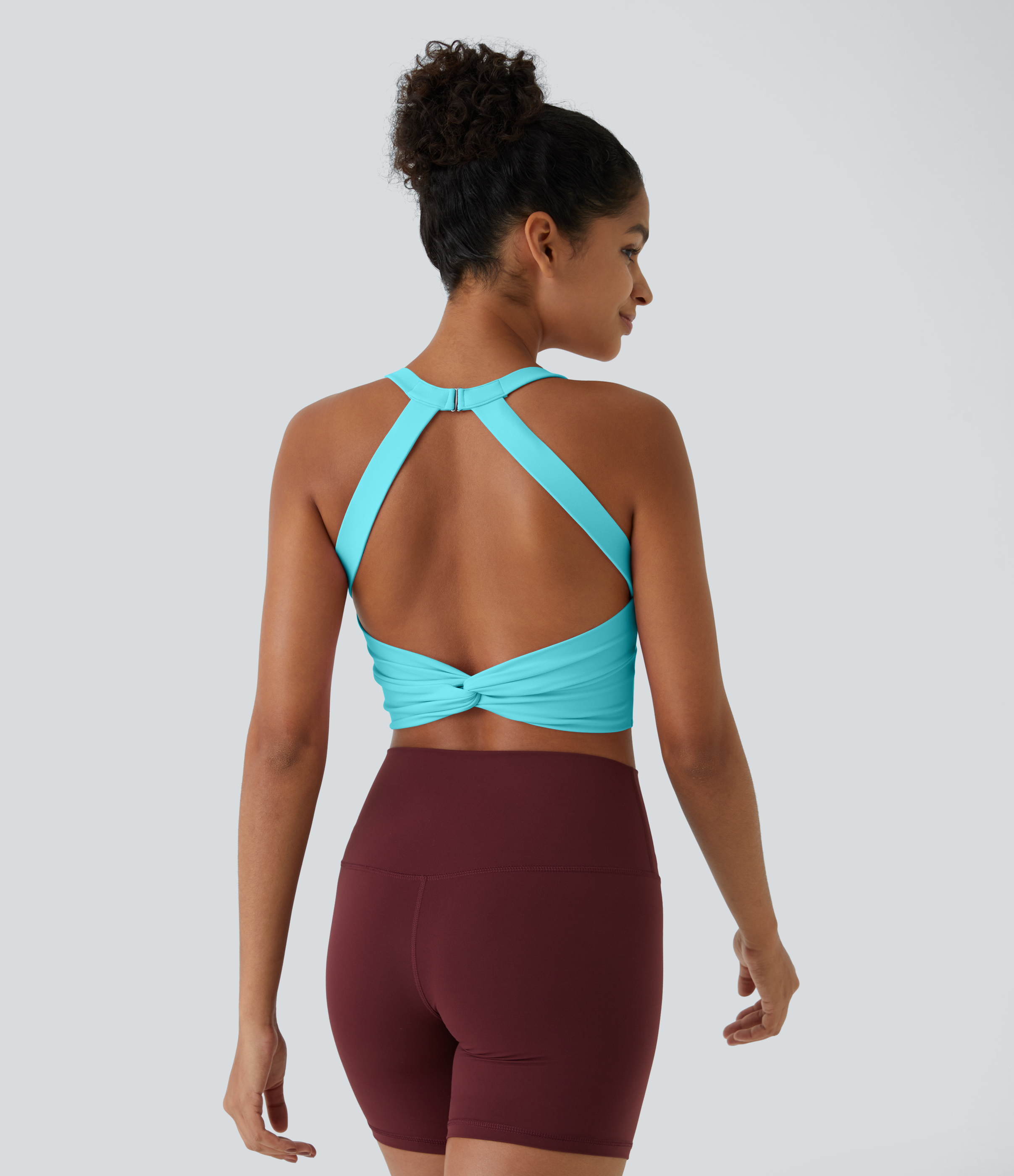 SoftlyZero™ Plush Cut Out Cropped Yoga Tank Top
