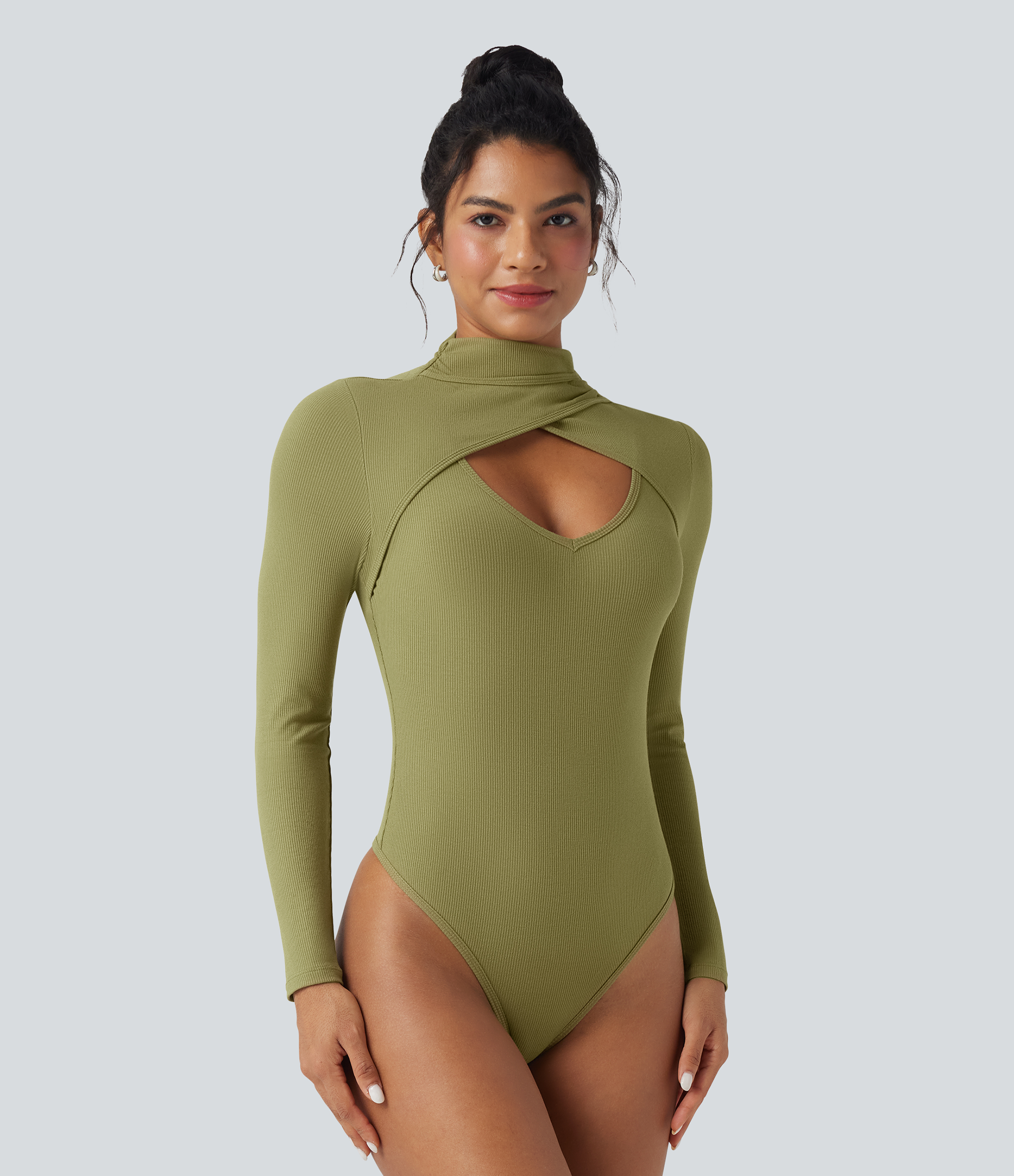 Body côtelé ajusté col montant manches longues à découpes
