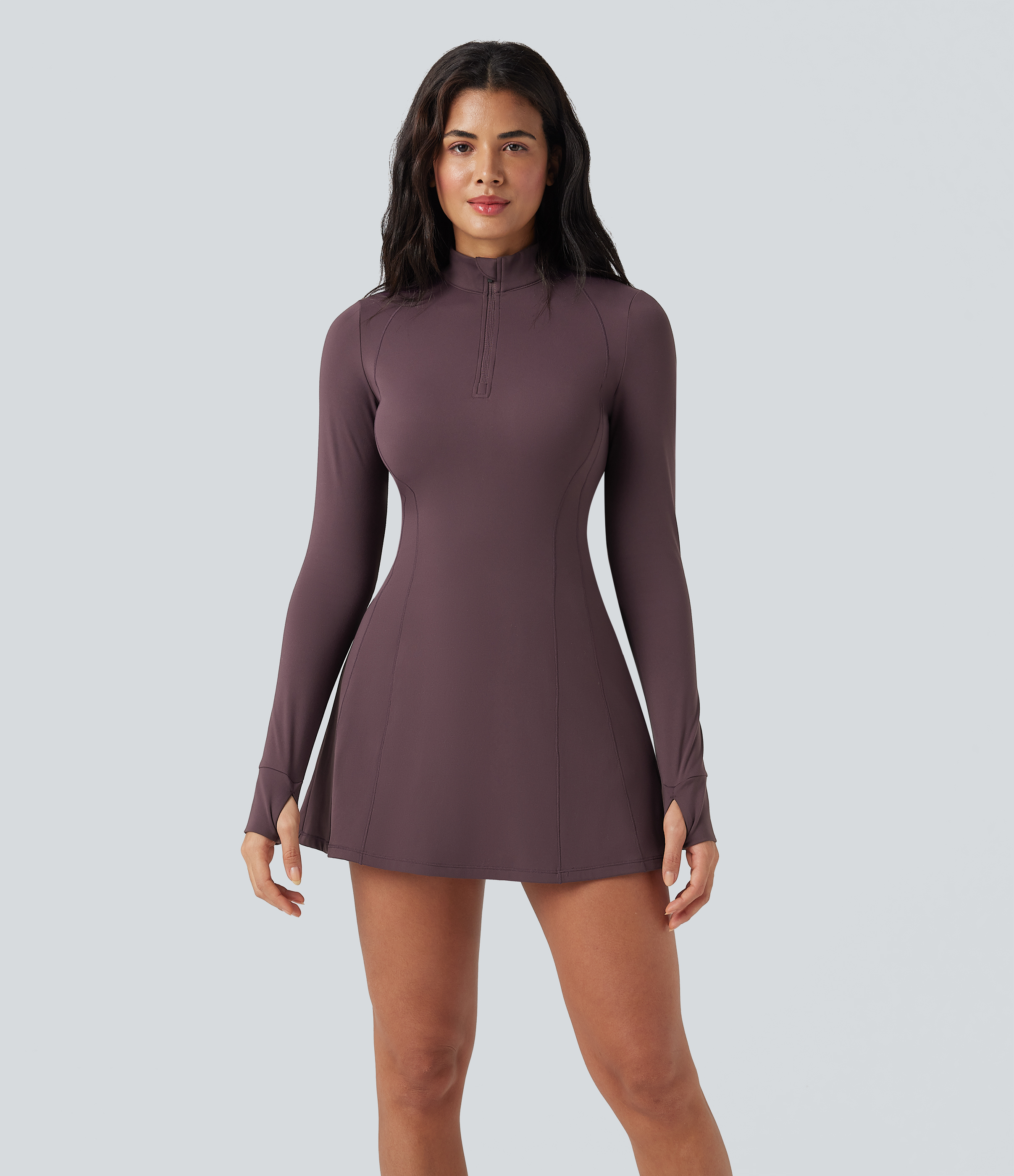 Dusky Evening purple Softlyzero™ Plush - 2-teiliges Mini-Tenniskleid mit Seitentaschen, halbem Reißverschluss, langen Ärmeln und Daumenlöchern / 2