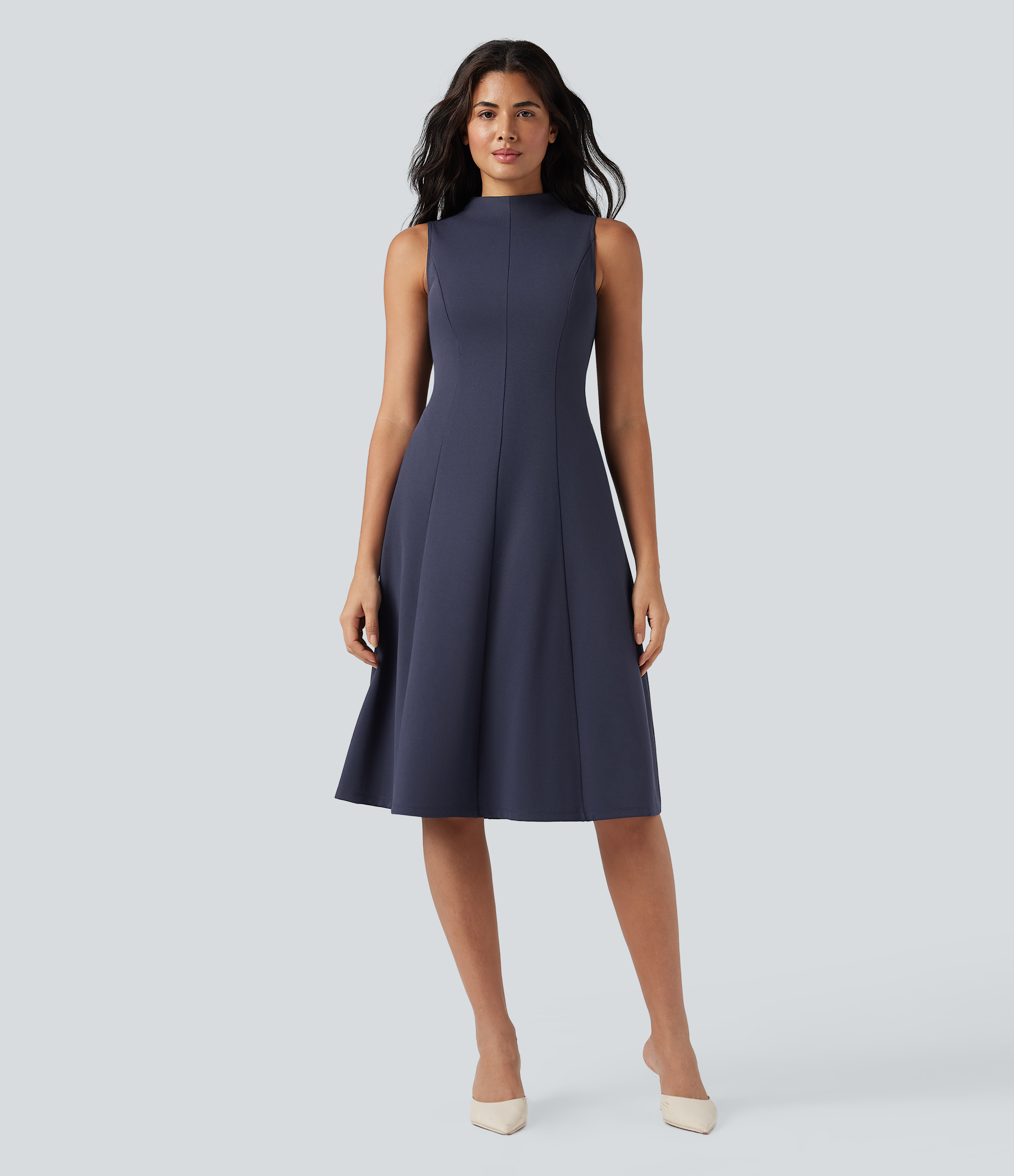 Ärmelloses Midi-Arbeitskleid mit Stehkragen und Seitentaschen