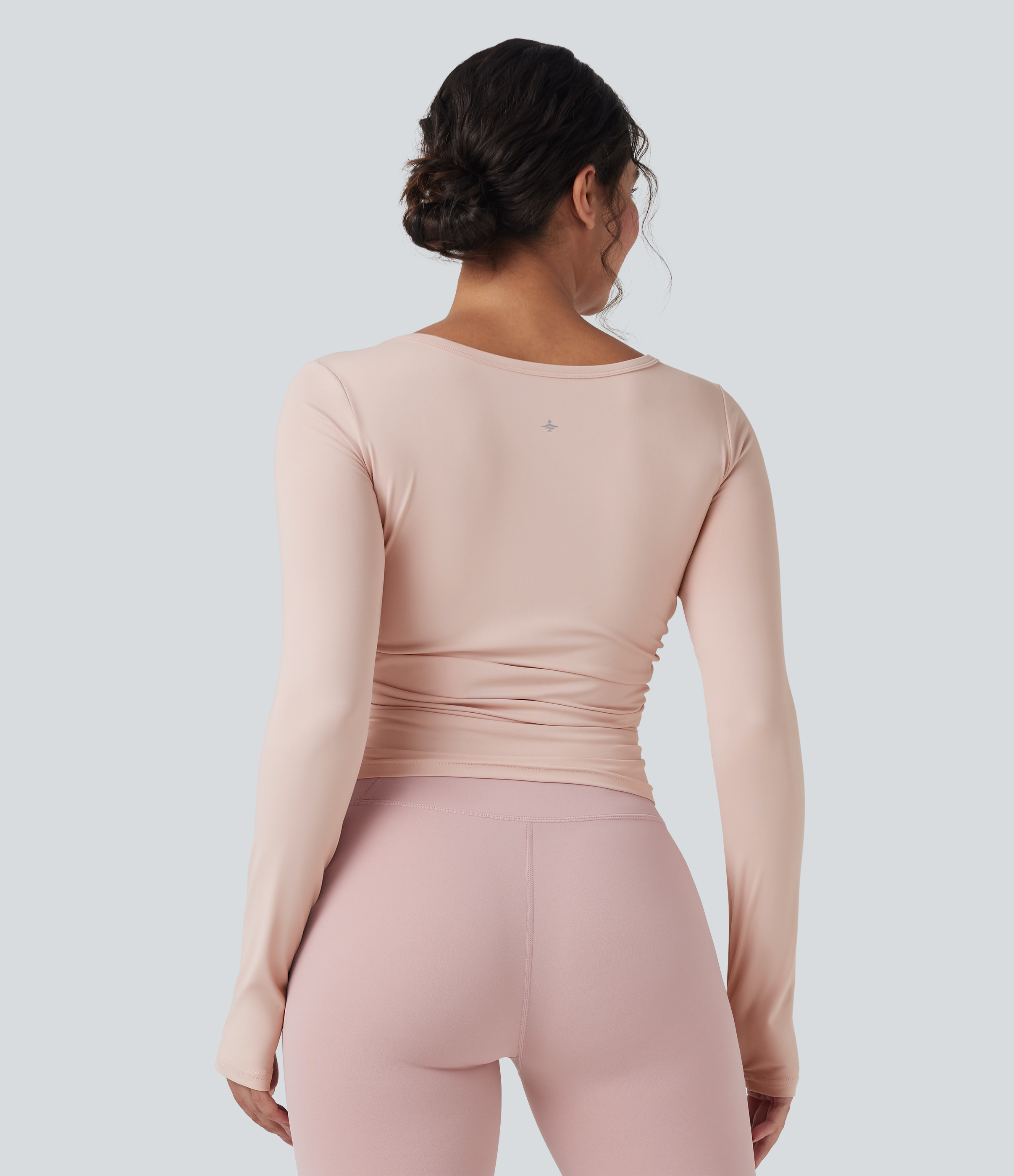 Shell Round Neck Long Sleeve Thumb Holes Ruched Yoga Sports Top / 2