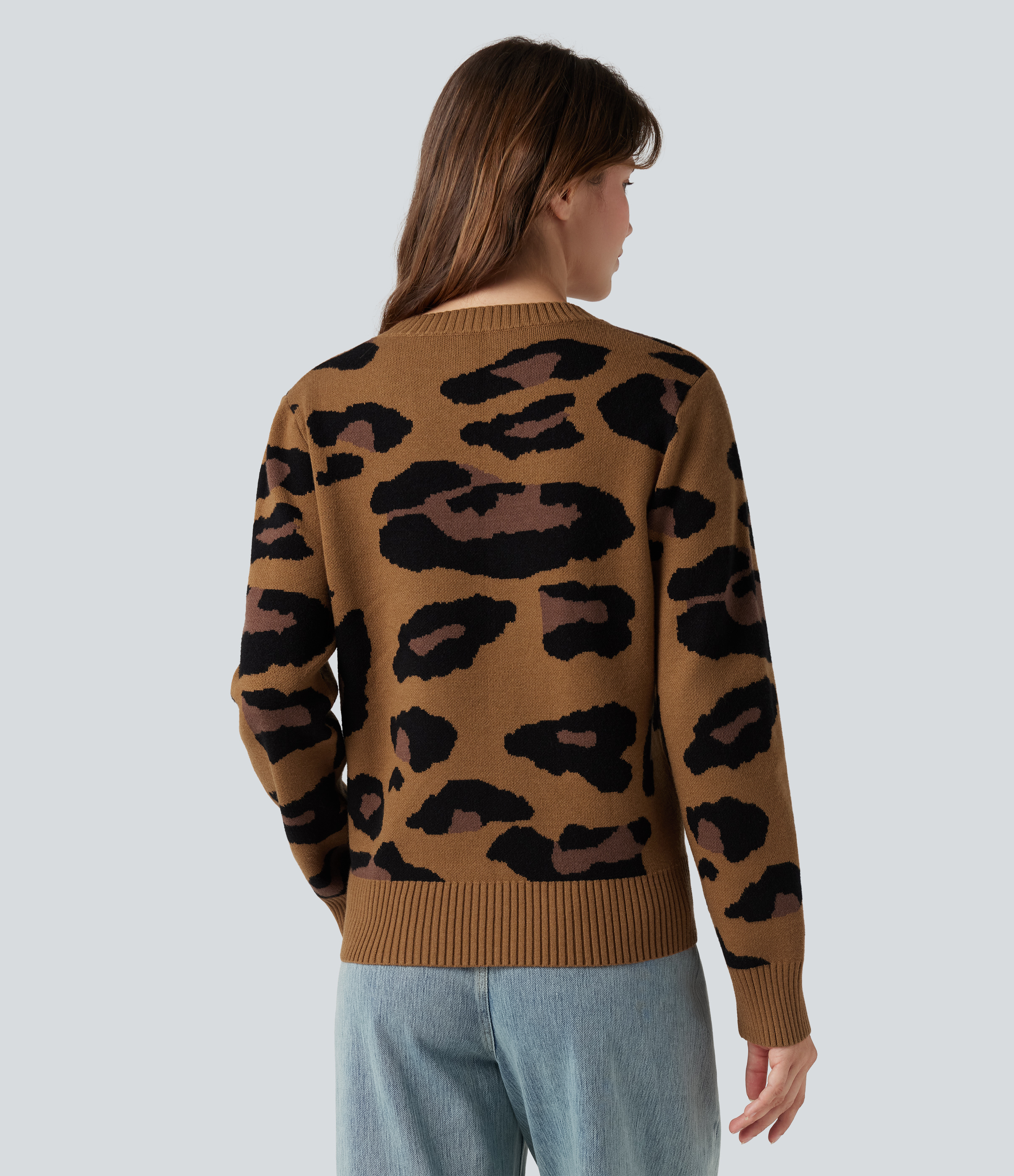 Mocha Camo Pull col rond manches longues imprimé léopard / 2