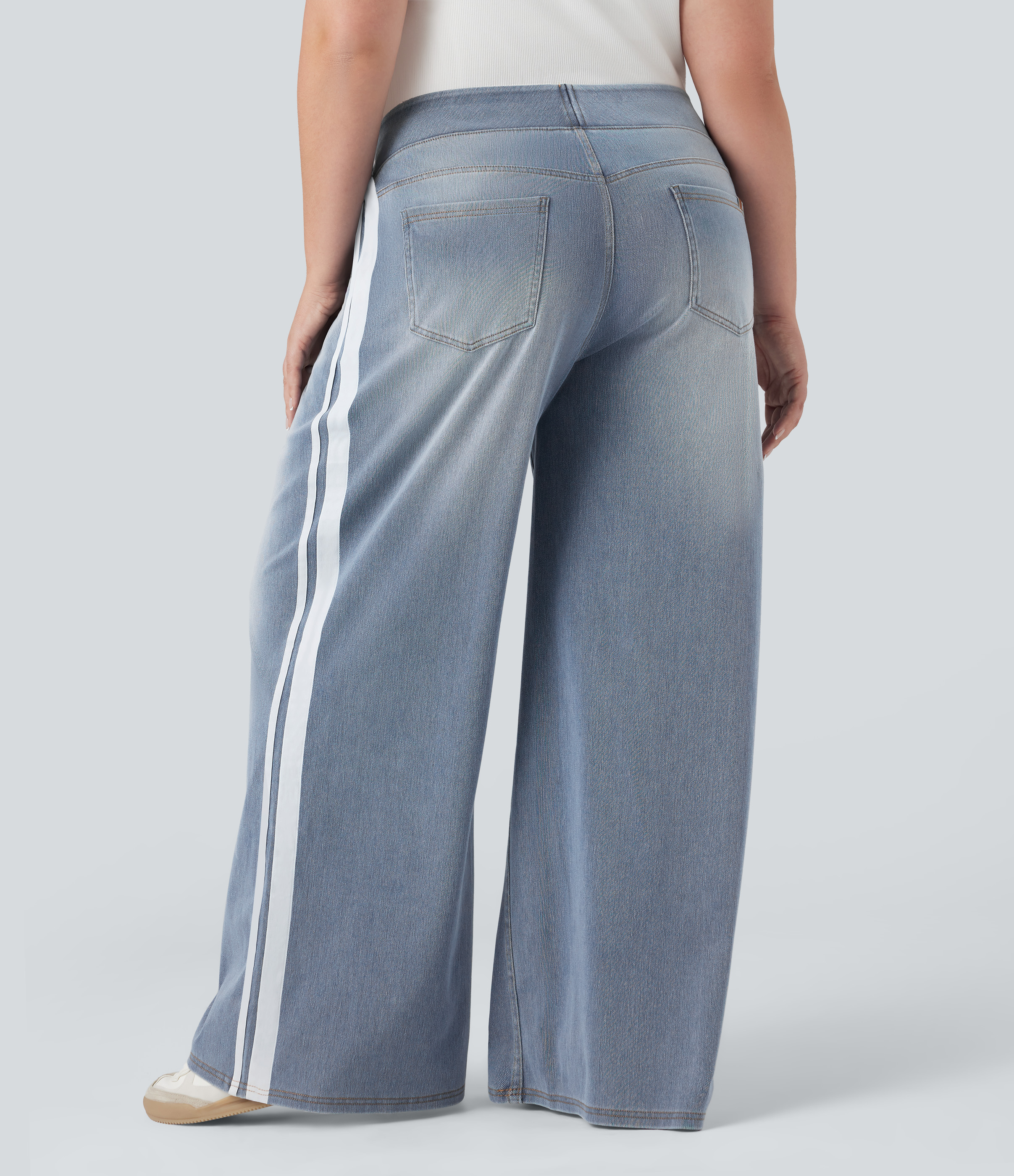 Sunset Blue Denim Plus Size Halara Flex™ High Waisted Stripe Wide Leg Flowy Washed Casual Jeans with Pockets / 2