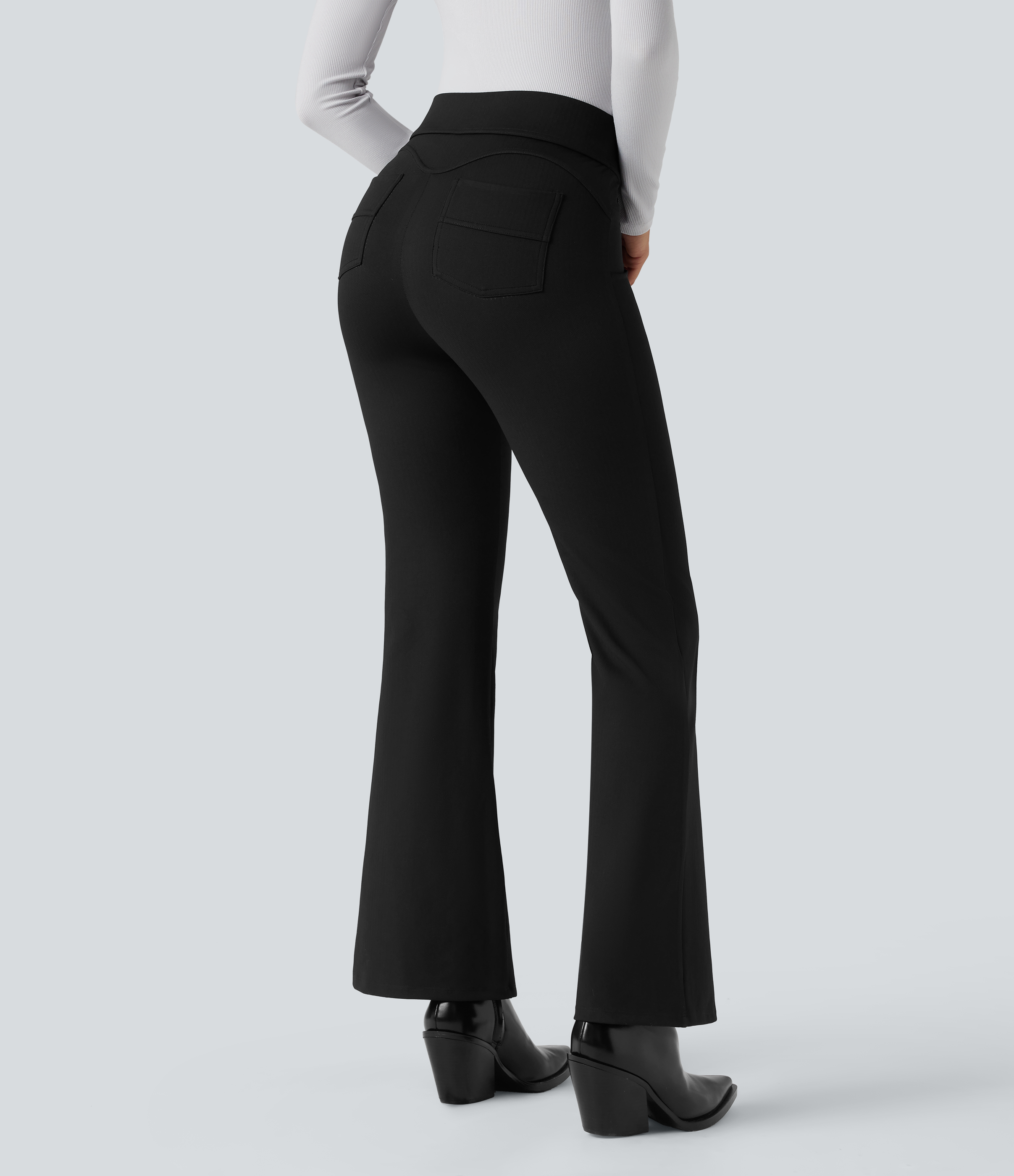 Noir Pantalon tailleur évasé Halara Flex™ gainant taille haute chevrons avec poches / 2
