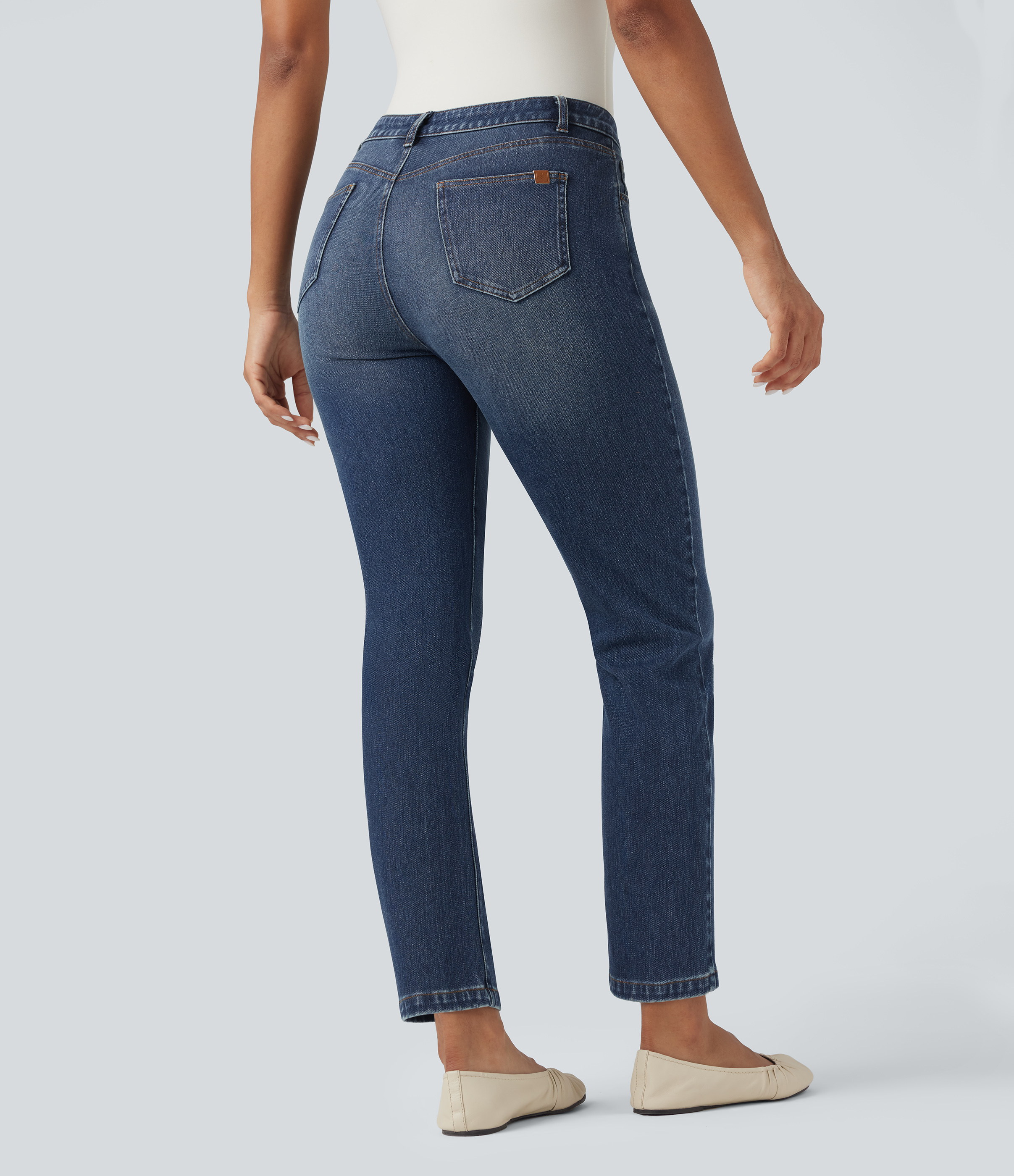 Estate Blue Denim Halara Flex™ - Lässige 7/8-Slim-Jeans mit mittelhohem Bund und mehreren Taschen / 2