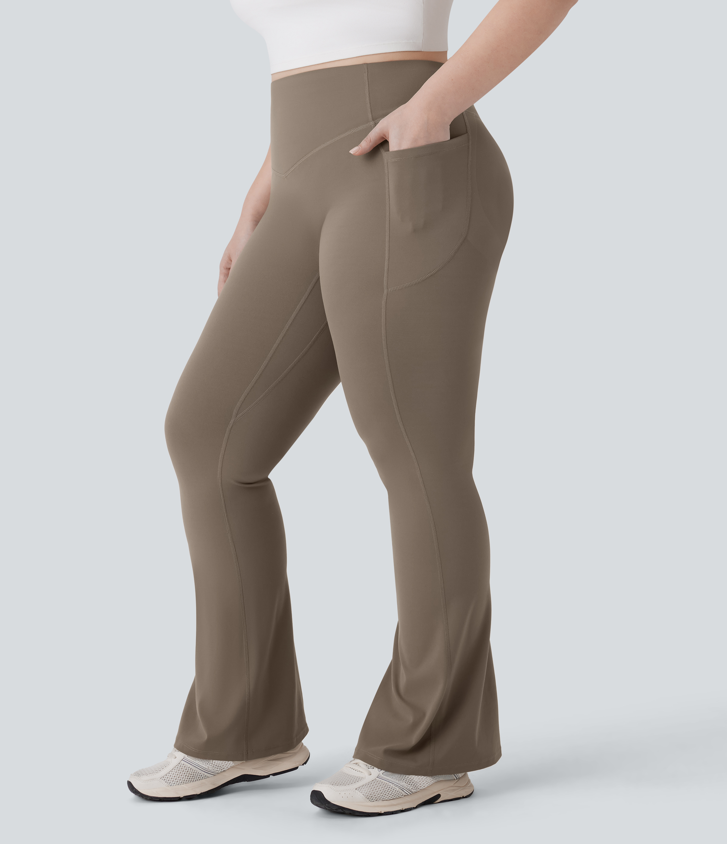 Dawn Brown Halara UltraSculpt™ High-Waisted Bootcut-Leggings in Übergrößen – geraffter Po mit Lifting-Effekt, Bauchkontrolle, Taschen und formender Passform für Yoga / 2