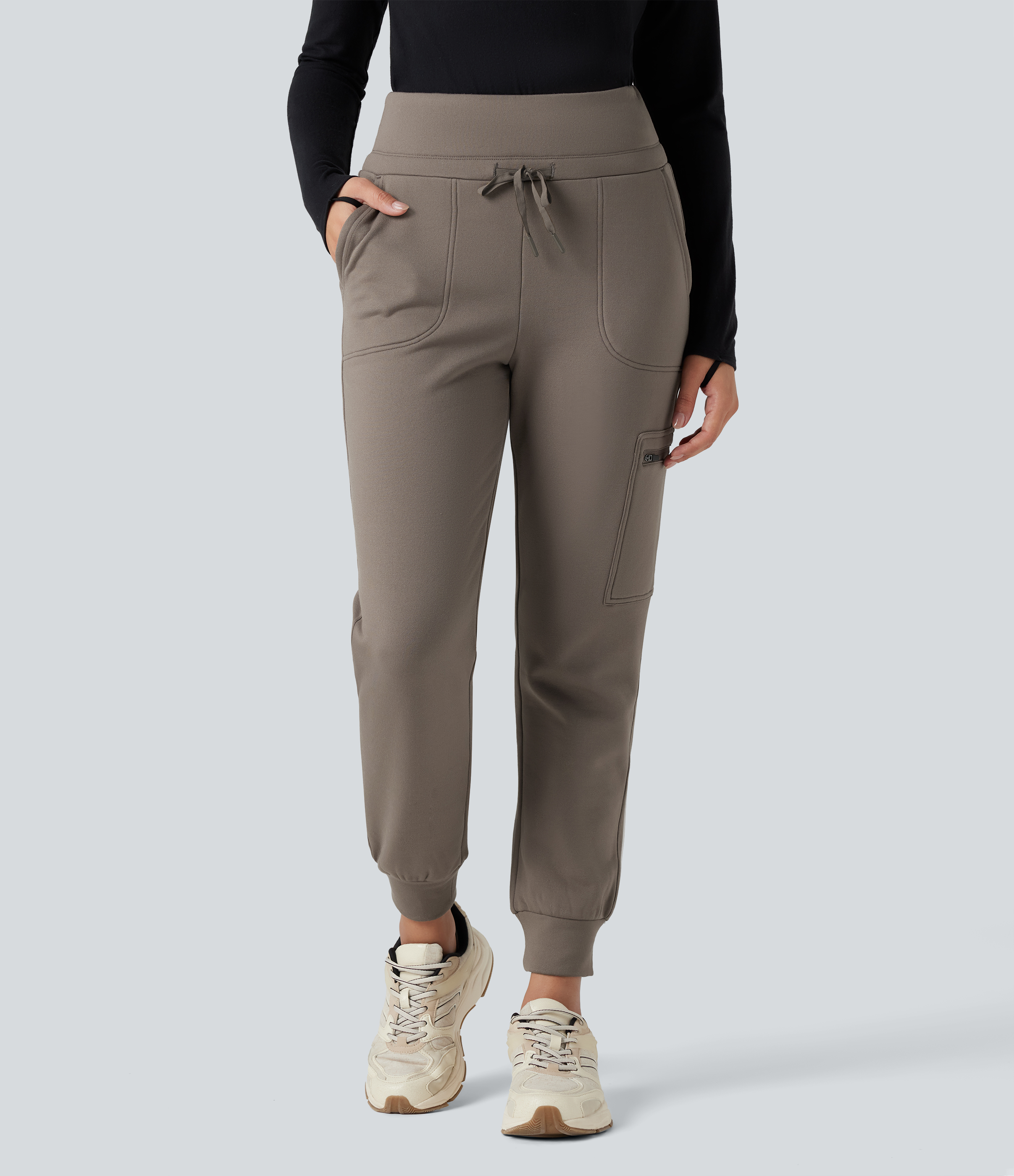 Walnut Wanderjogginghose mit hohem Bund, Kordelzug, Tapered-Beinen, Fleece-Futter und Taschen​ / 2
