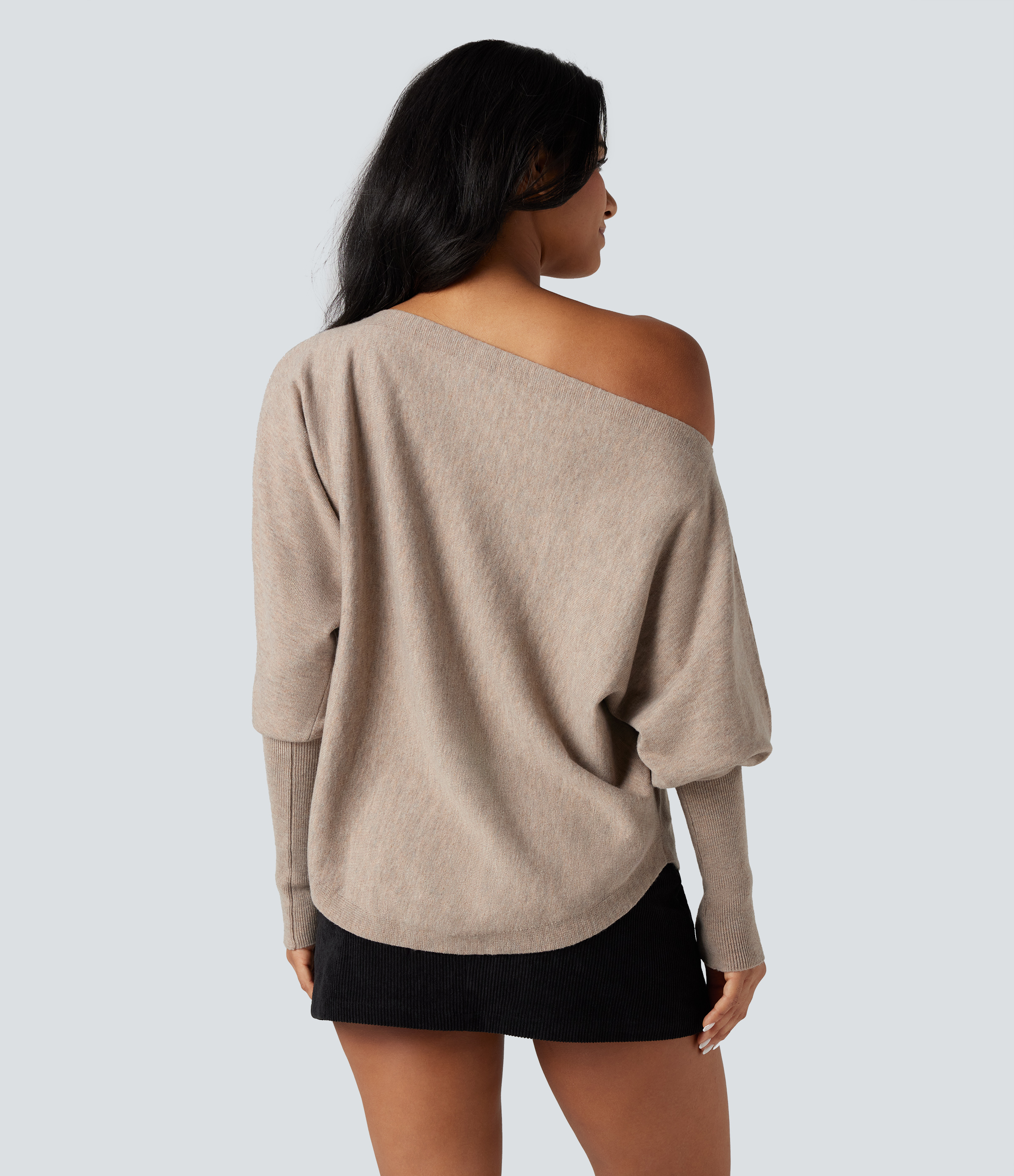 Doeskin One-shoulder Batwing Sleeve Curved Hem Work Sweater / 2