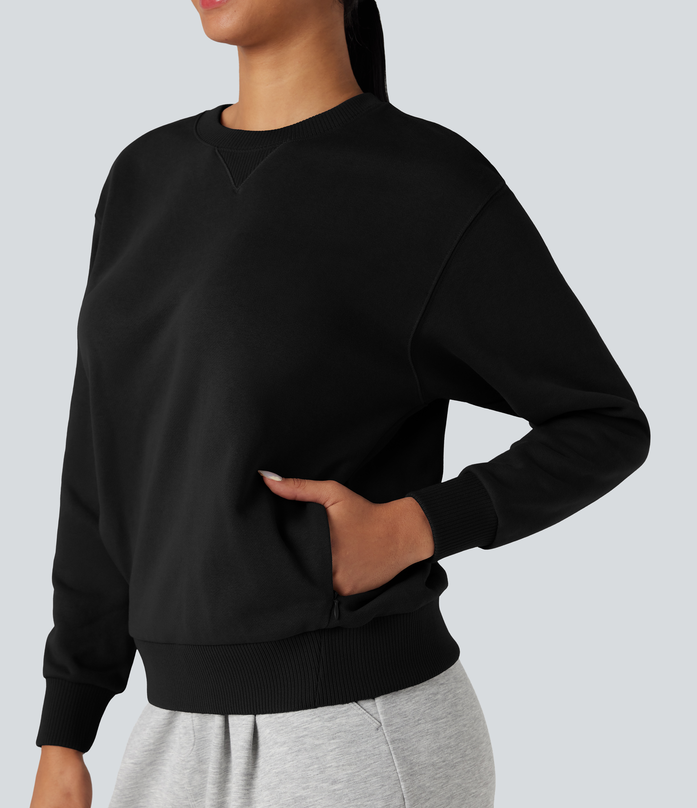 Black Round Neck Long Sleeve Casual Cotton Sweatshirt with Pockets / 1