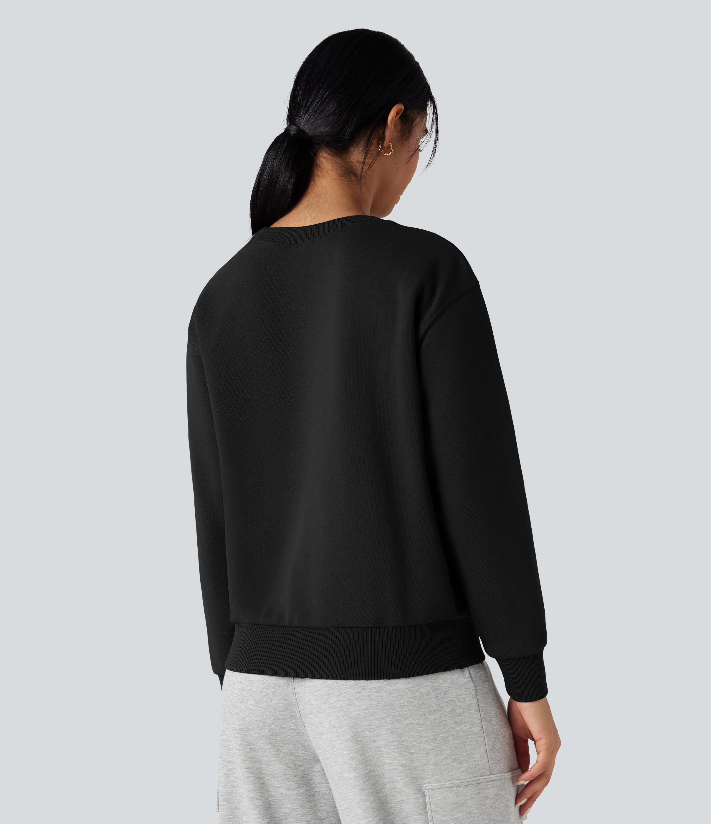 Black Round Neck Long Sleeve Casual Cotton Sweatshirt with Pockets / 2