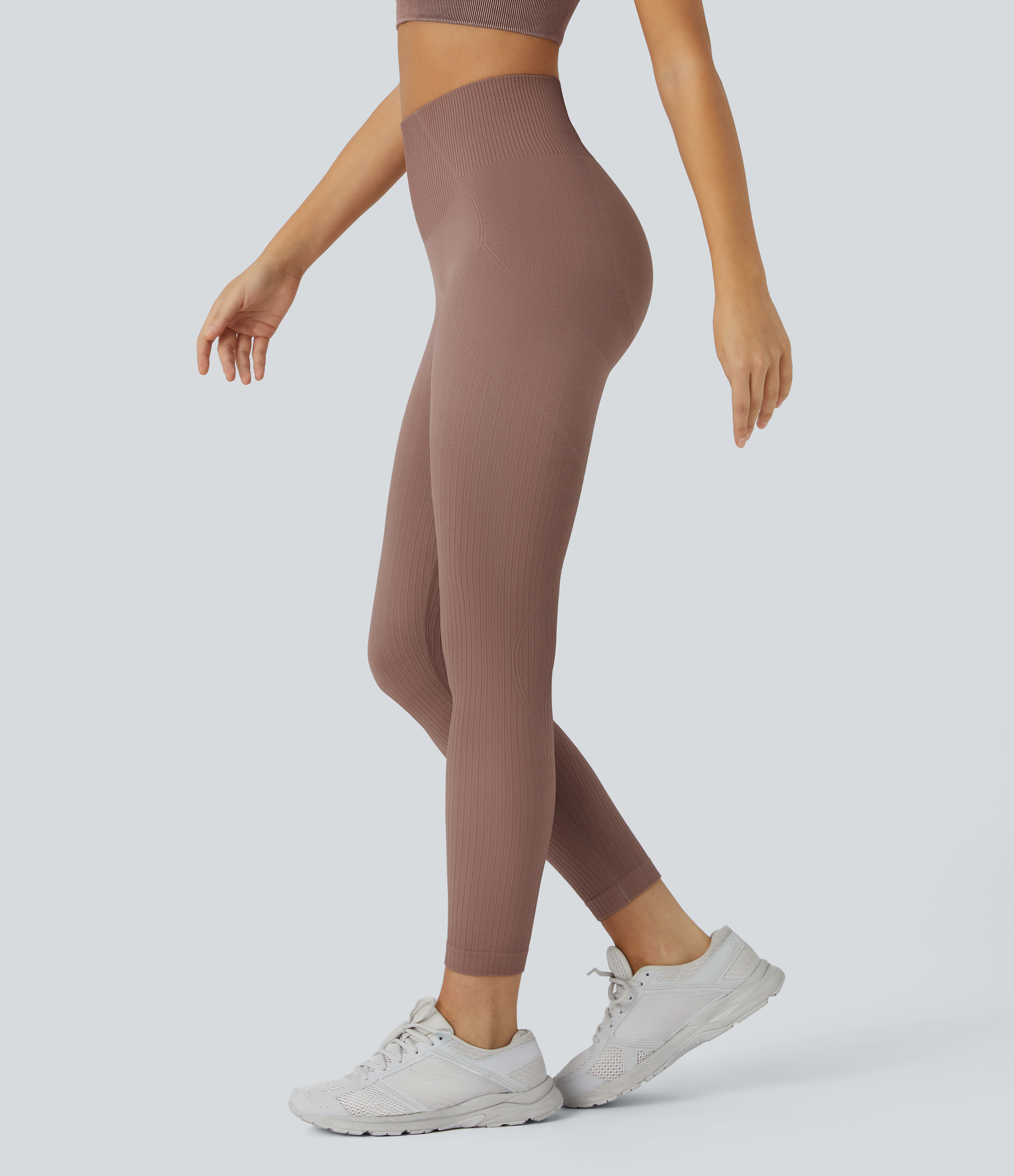 Autumn Brown Soft OneForm nahtlose 'Flow' Rippen-High-Waist-Trainingsleggings mit Bauchkontrolle und pohebender Wirkung / 1