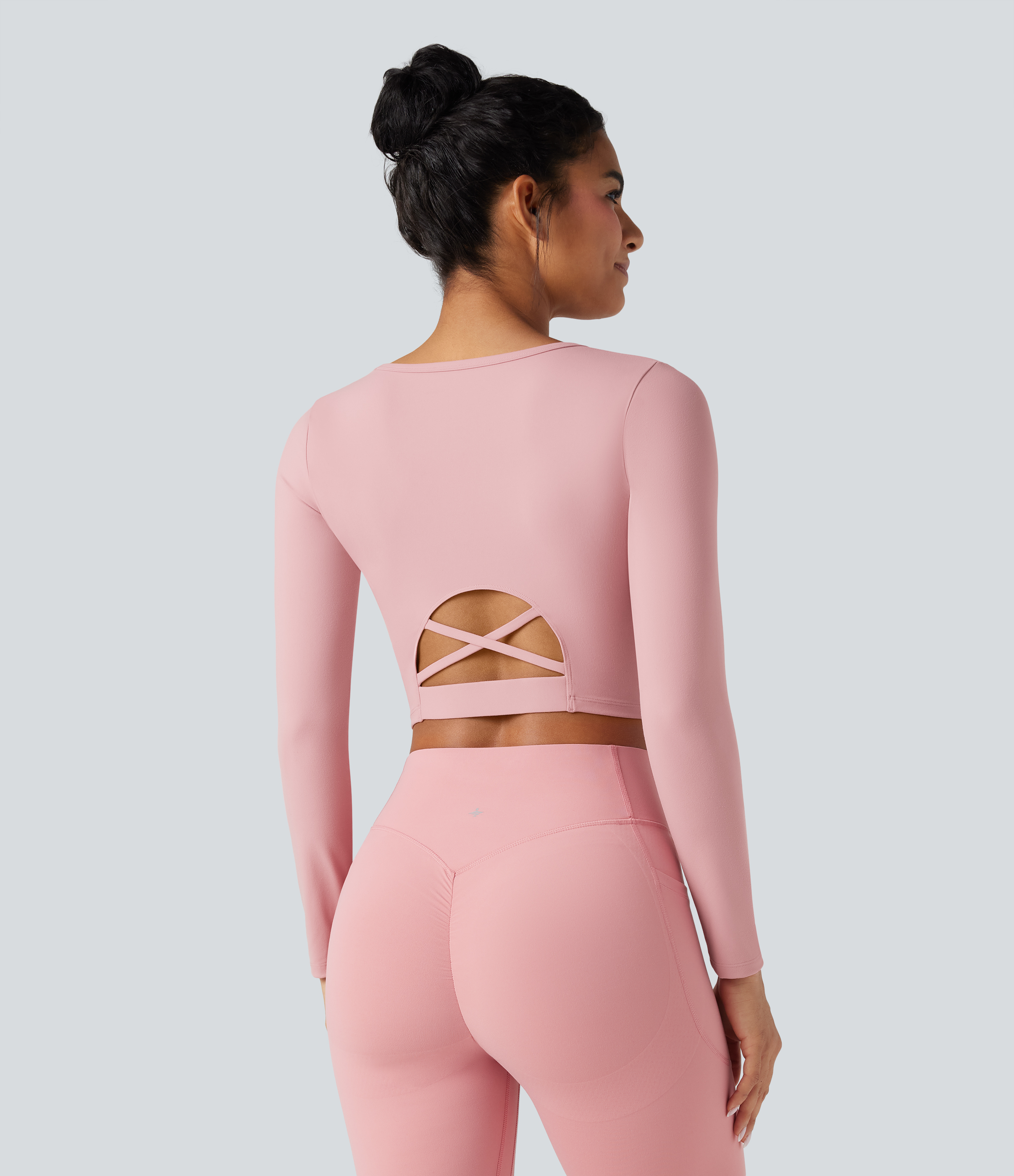 Silver Pink Scoop Neck Long Sleeve Cut Out Cropped Yoga Sports Top / 1