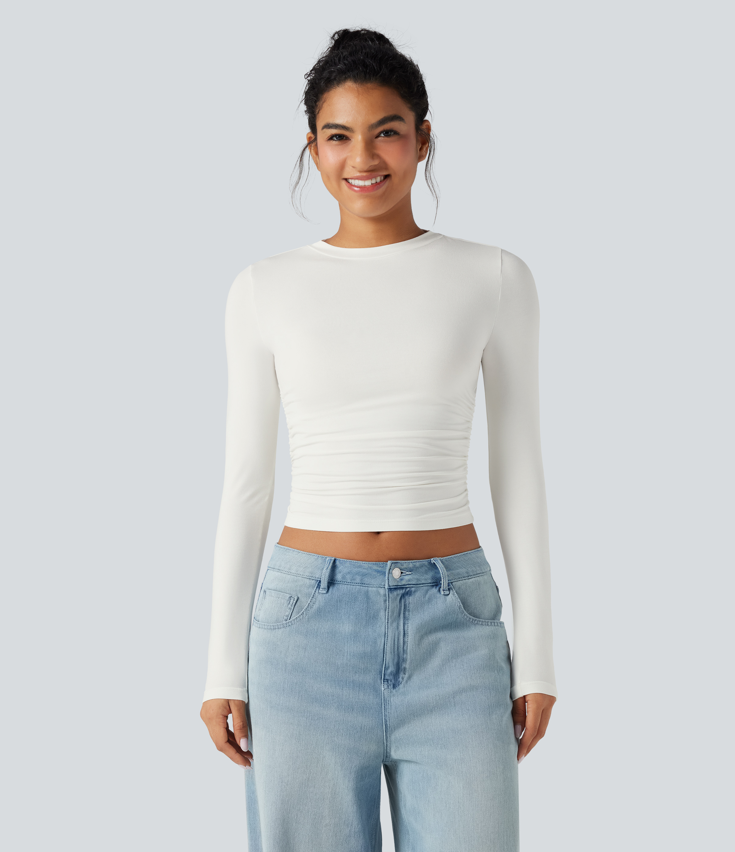 White Round Neck Long Sleeve Ruched Casual Top / 2