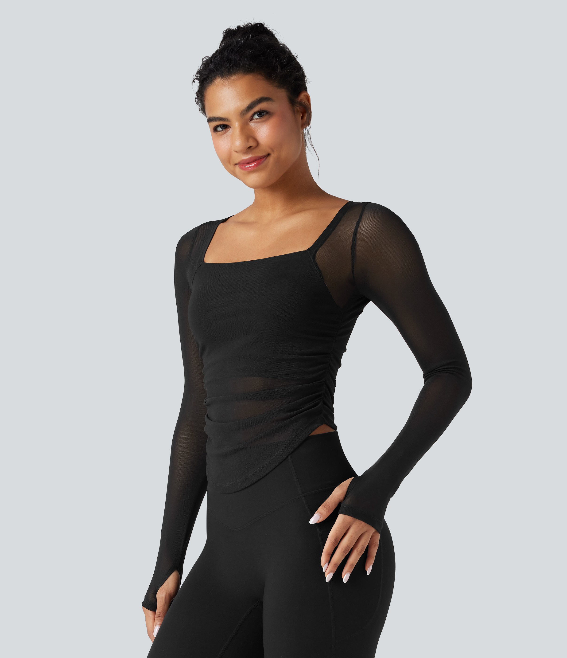 Black Square Neck Long Sleeve Thumb Holes Contrast Mesh Ruched Curved Hem 2-in-1 Workout Top / 2